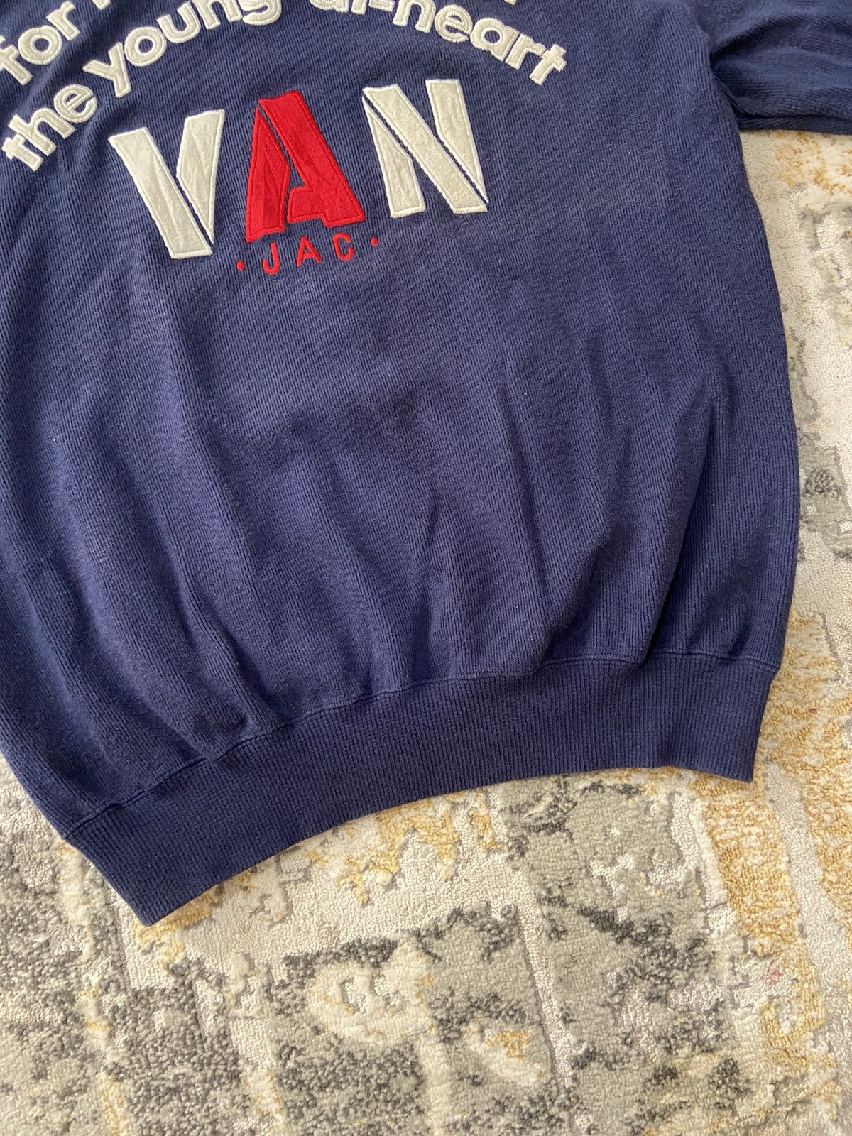 Japanese Brand VINTAGE VAN JAC EMBROIDERED PULLOVER SWEATSHIRT Size US L / EU 52-54 / 3 - 5 Thumbnail