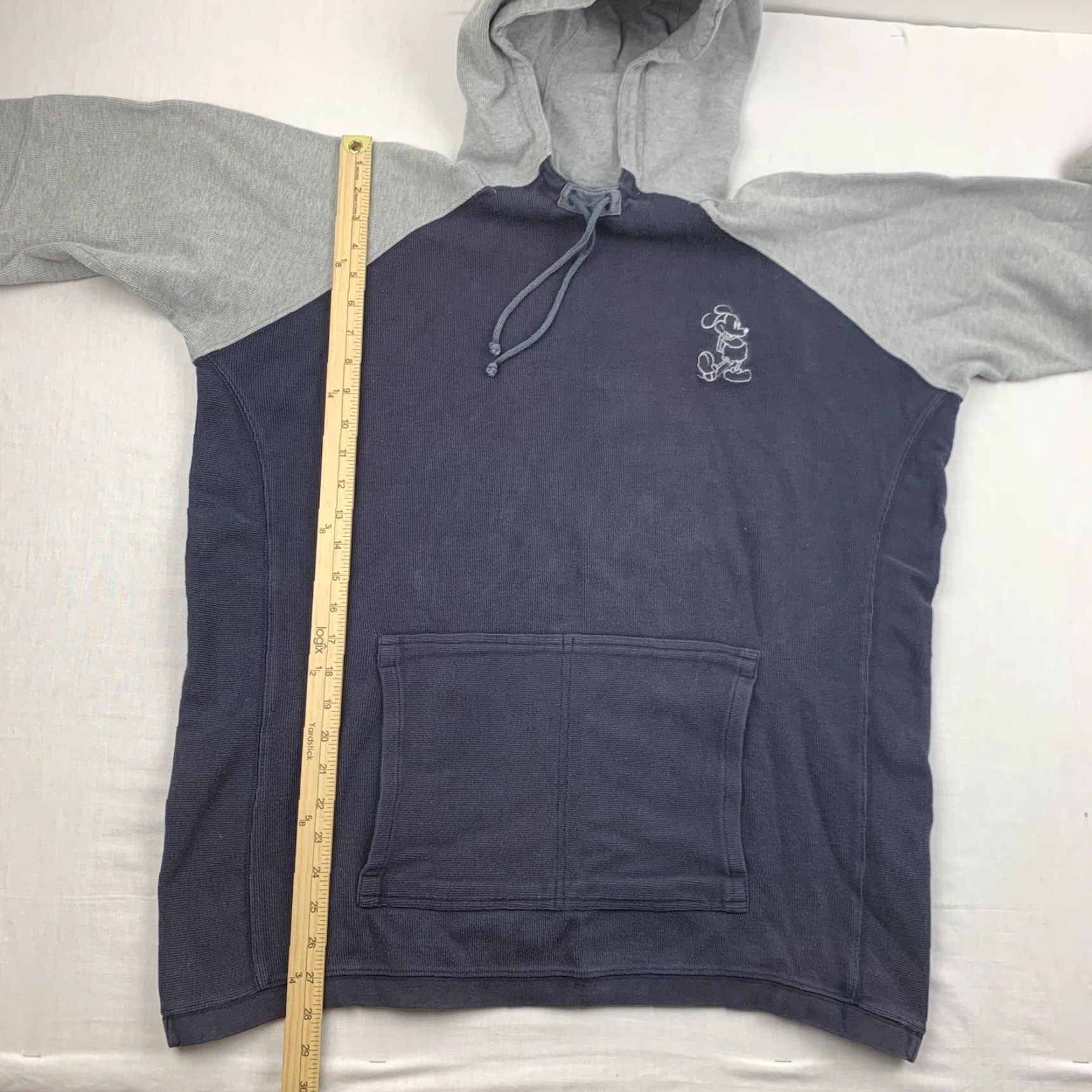 Disney VINTAGE Disney Mickey Mouse Hoodie Men XL Gray Pullover 90s Y2K Logo Sweatshirt Size US XL / EU 56 / 4 - 7 Thumbnail