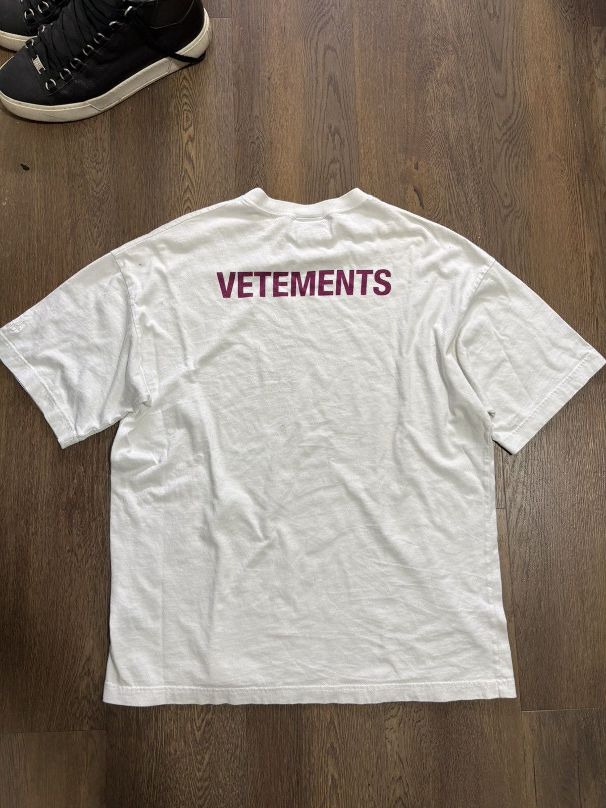 Vetements Vetements 2018 Staff White Tee Shirt Size US XS / EU 42 / 0 - 3 Thumbnail