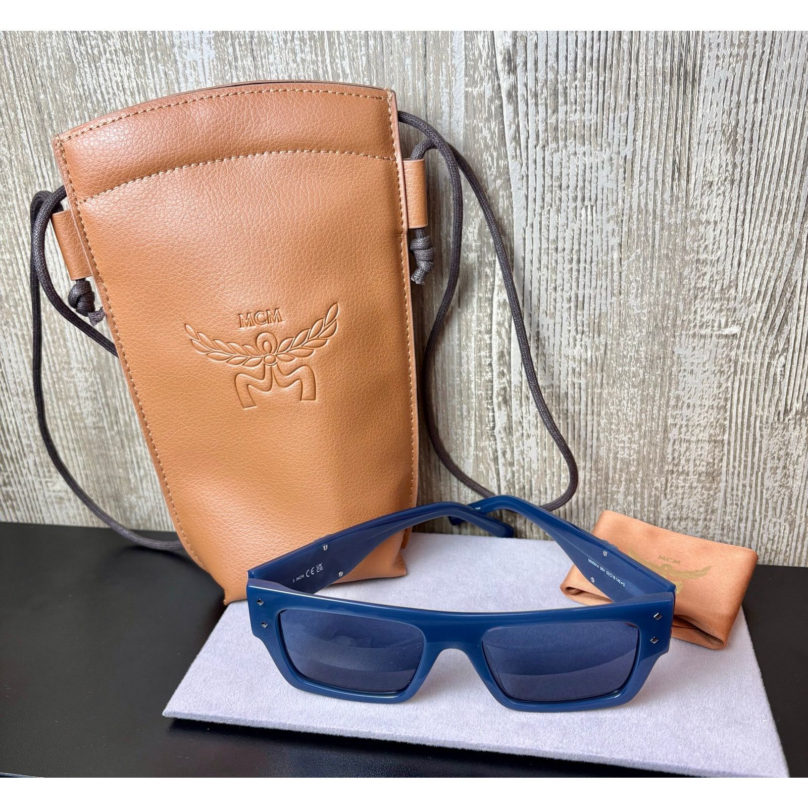 MCM NEW MCM Luxury Sunglasses w/ Side-body Case - MW0014 Size ONE SIZE - 3 Thumbnail
