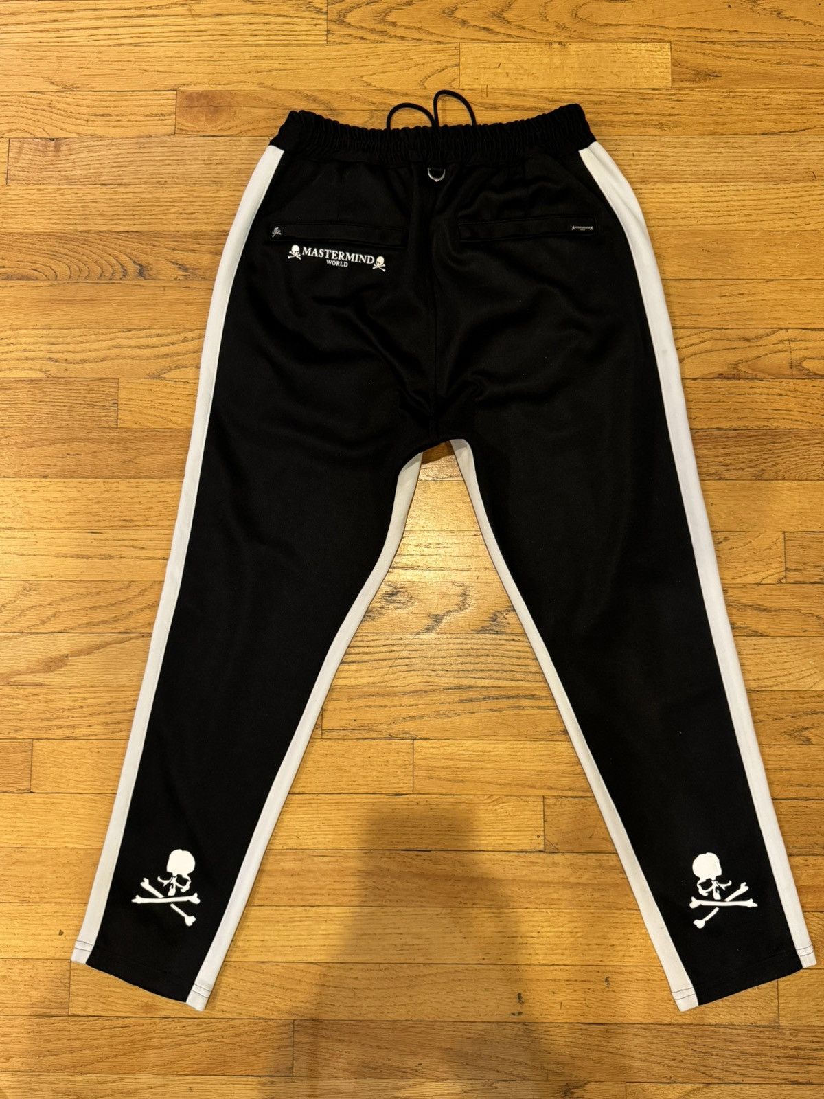 Mastermind Japan Mastermind Japan track pants sz medium Japanese Size US 32 / EU 48 - 1 Thumbnail