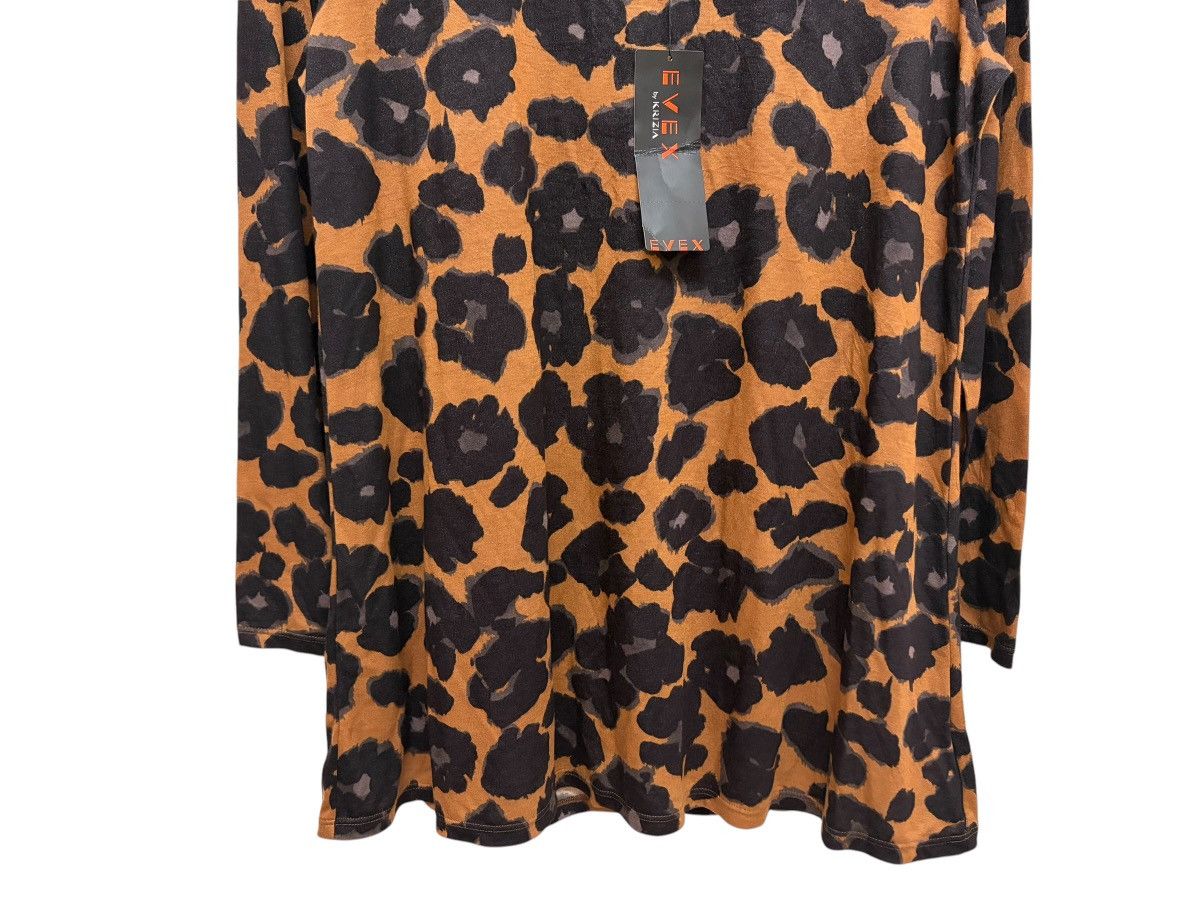 Krizia WILD 🐆 EVEX BY KRIZIA TENCEL LEOPARD PRINTED FLOWLY TOP Size M / US 6-8 / IT 42-44 - 4 Thumbnail