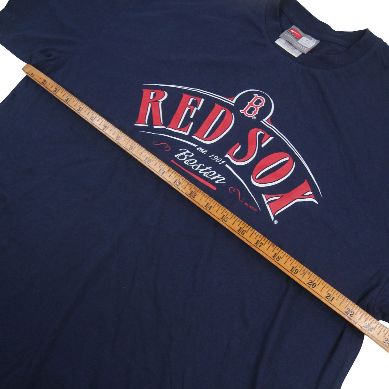 MLB × Nike × Vintage Vintage Nike Boston Red Sox Graphic T Shirt Size US XL / EU 56 / 4 - 4 Thumbnail