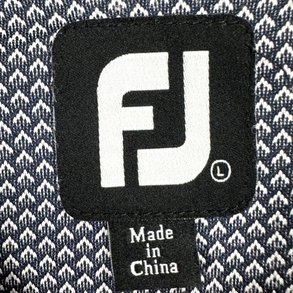 Footjoy FootJoy Golf Polo Shirt Mens Large Navy Geometric Athletic Short Sleeve Polo 47 Chest 30 Length Sports Outdoor Size US L / EU 52-54 / 3 - 3 Thumbnail