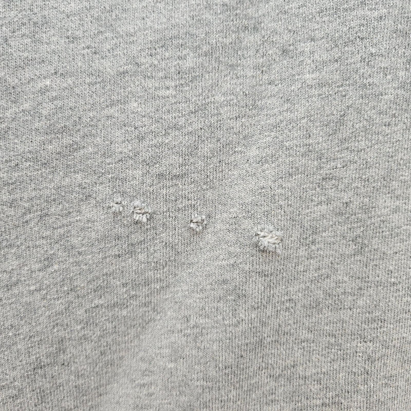 Nike NIKE MEN'S LARGE SOLO SWOOSH GREY FLEECE CREWNECK SWEATSHIRT Size US L / EU 52-54 / 3 - 2 Thumbnail