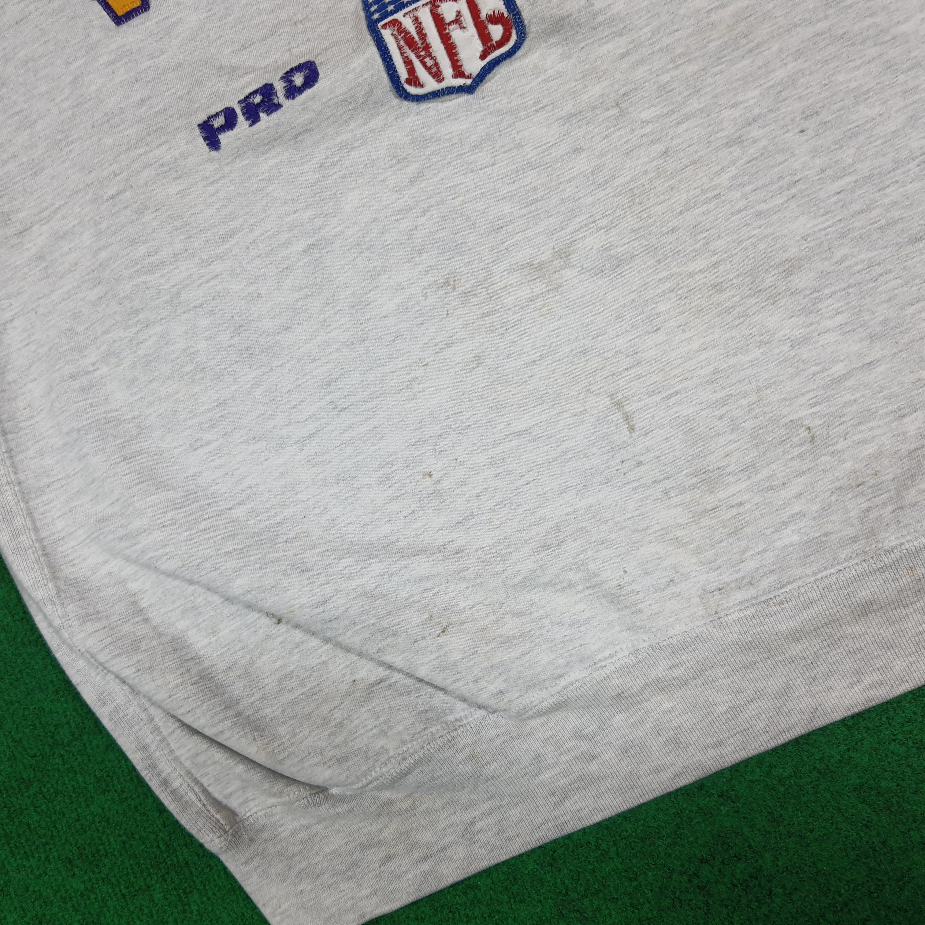 Russell Athletic Vintage 90s NFL Russell Minnesota Vikings Sweatshirt C286N2 Size US XL / EU 56 / 4 - 13 Thumbnail