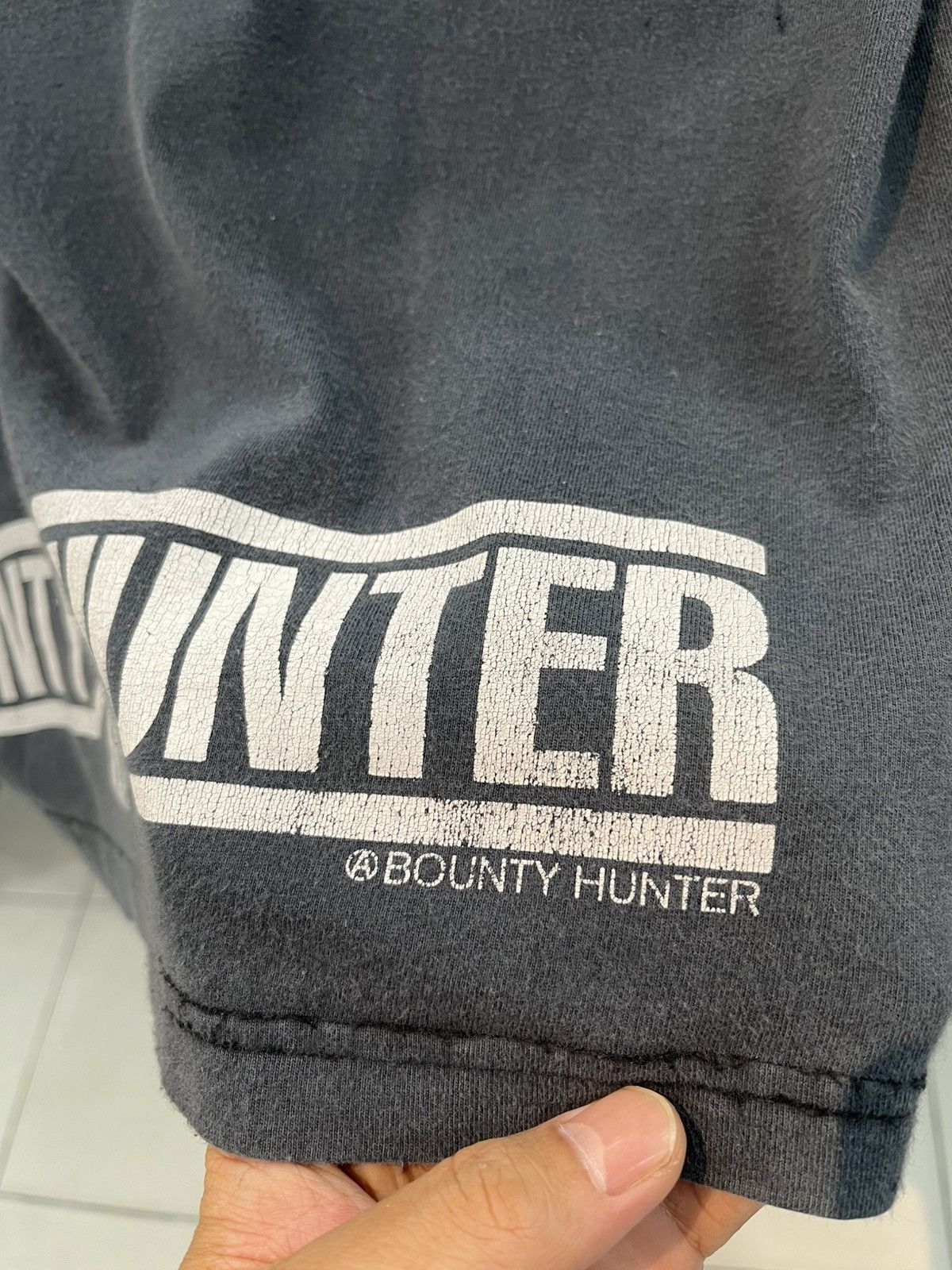Bounty Hunter 🔥 Vintage Bounty Hunter Art Tee Size US M / EU 48-50 / 2 - 5 Thumbnail