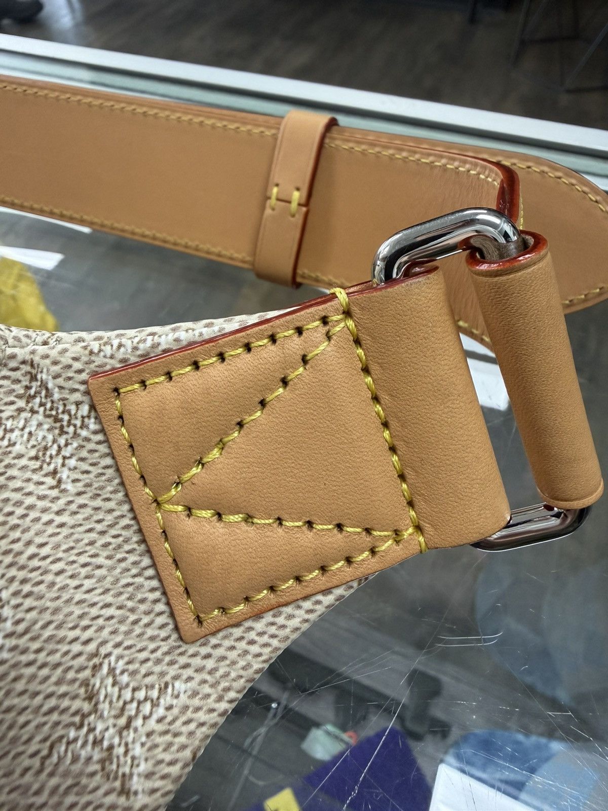 Louis Vuitton LV Rush Bumbag Heritage M27152 Size ONE SIZE - 6 Thumbnail