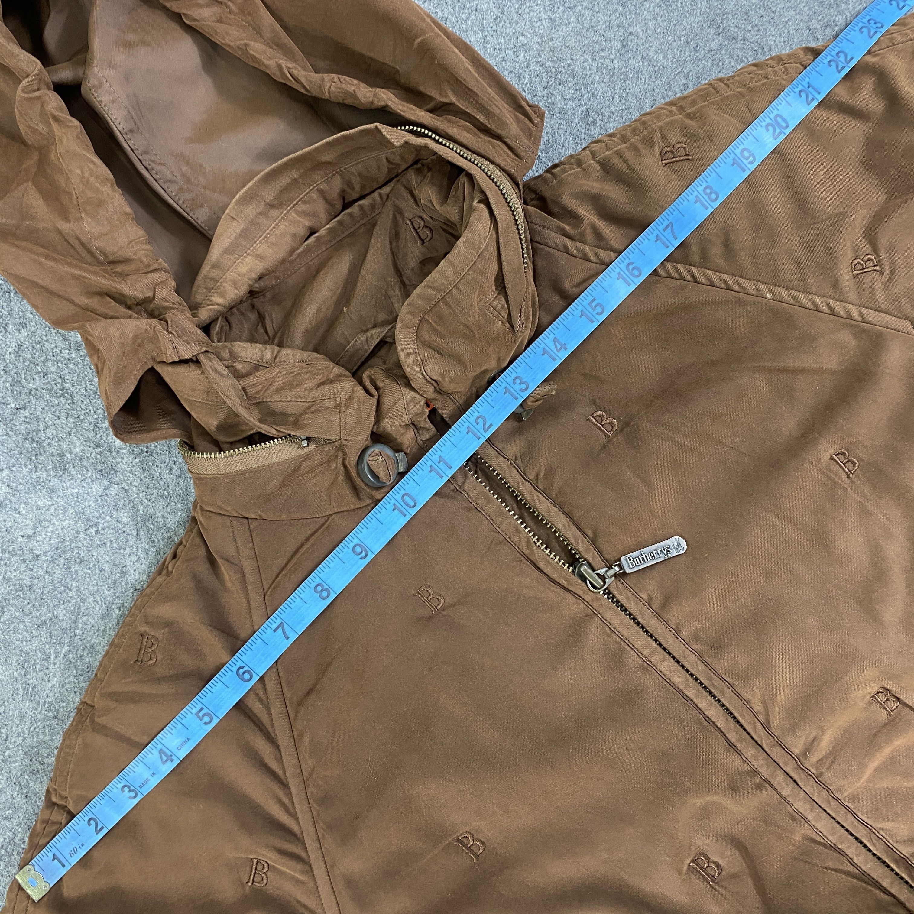 Burberry Vintage Burberry Nova Check Hoodie Jacket -J111 Size US L / EU 52-54 / 3 - 10 Thumbnail