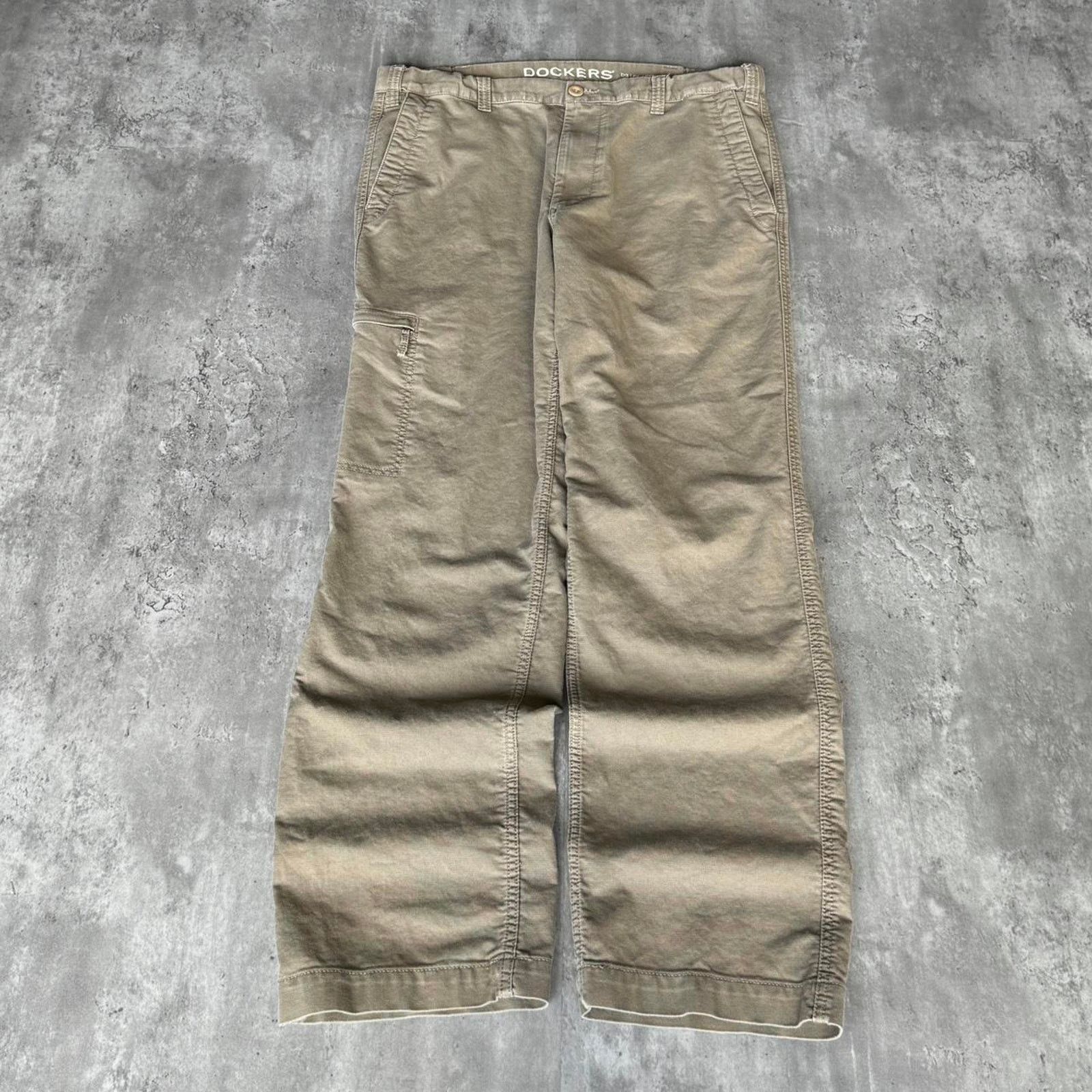 Carhartt × Dockers × Vintage Vintage Y2K Carhartt Style Earth Toned Baggy Cargo Pants Size US 38 / EU 54 - 1 Thumbnail