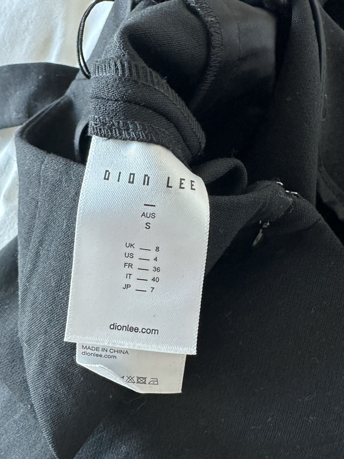 Dion Lee Dion Lee Black Hourglass Trousers Size 27" / US 4 / IT 40 - 4 Thumbnail