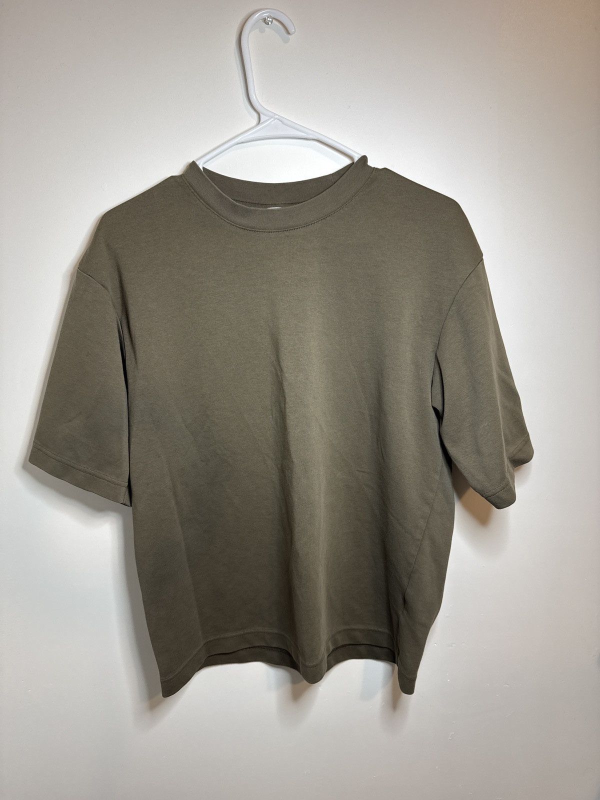 Uniqlo Uniqlo t shirt Size US M / EU 48-50 / 2 - 1 Thumbnail