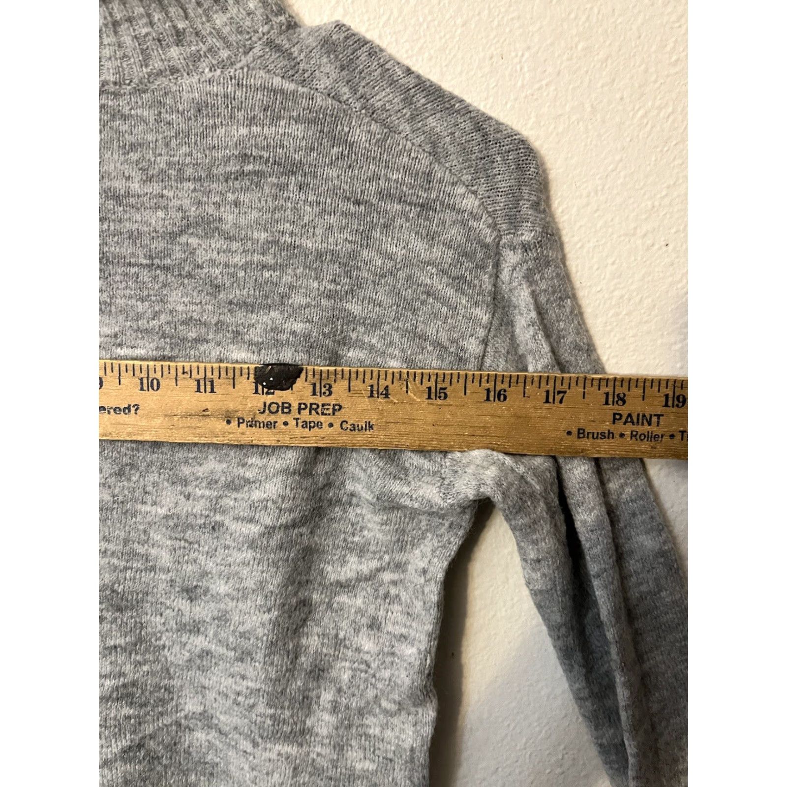 Express VINTAGE Express Women's Sweater Crop Knit Pullover Long Sleeve Crew Neck Size 2XS Gray Lightning Bolts Acrylic Wool Blend Fall Ladies Size XXS / US 00 / IT 34 - 5 Thumbnail