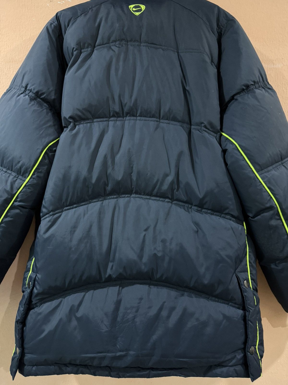 Nike Vtg Nike FC Barcelona Official Puffer Down Jacket Size US M / EU 48-50 / 2 - 7 Thumbnail