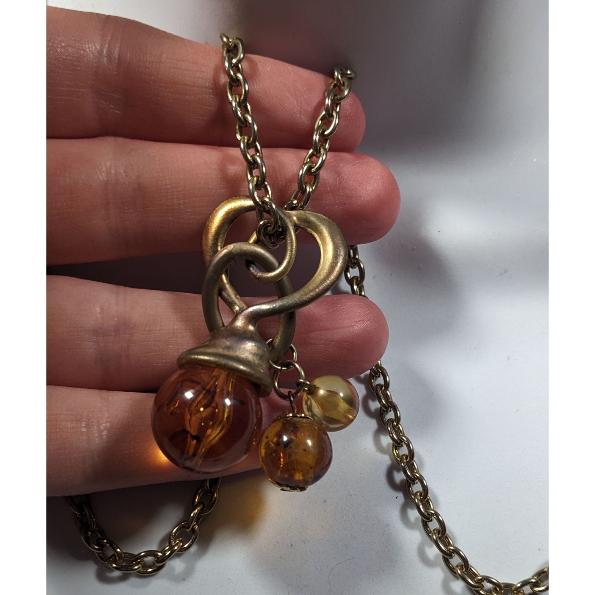 Other Vintage Honey Glass Beaded Charm Pendant Necklace Size ONE SIZE - 8 Thumbnail