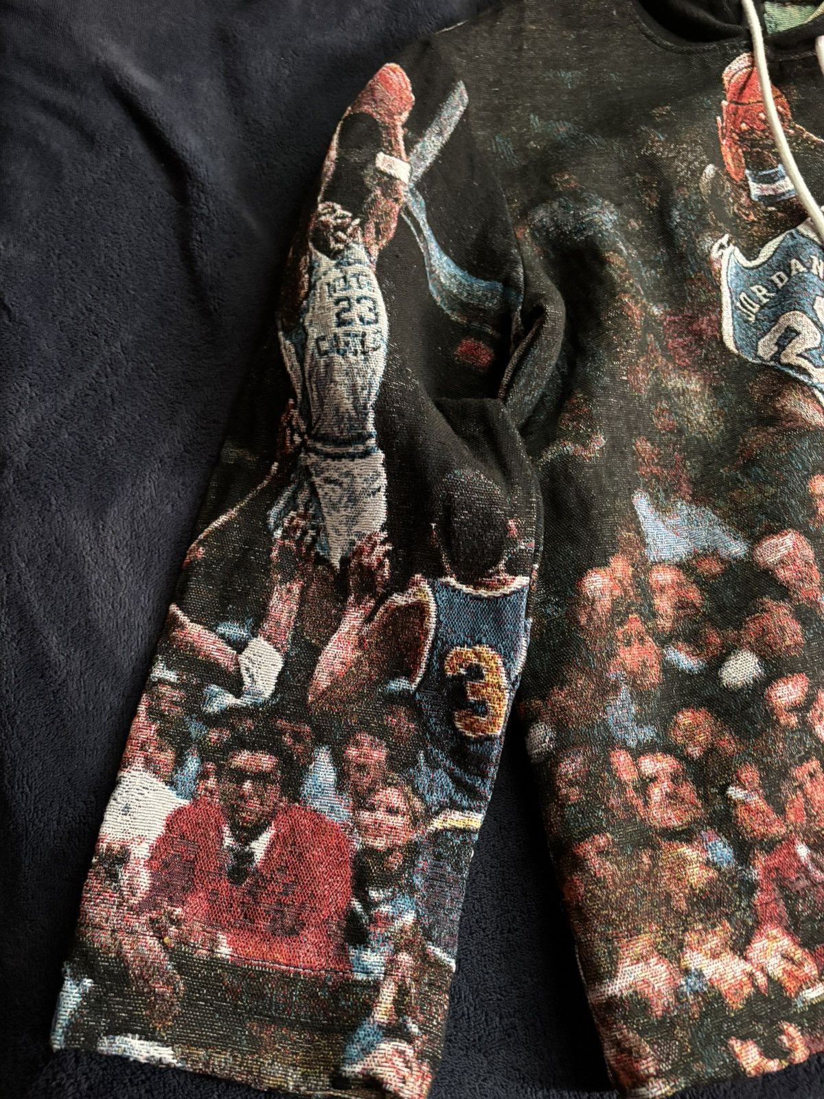 Other tapestry UNC jordan hoodie Size US M / EU 48-50 / 2 - 6 Thumbnail
