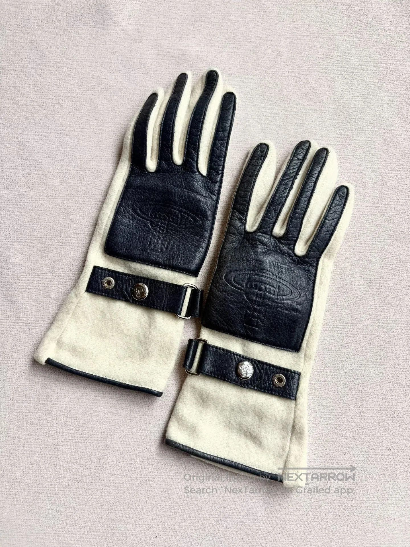 Vivienne Westwood Vivienne Westwood Vintage Saturn Gloves. Size ONE SIZE - 1 Thumbnail