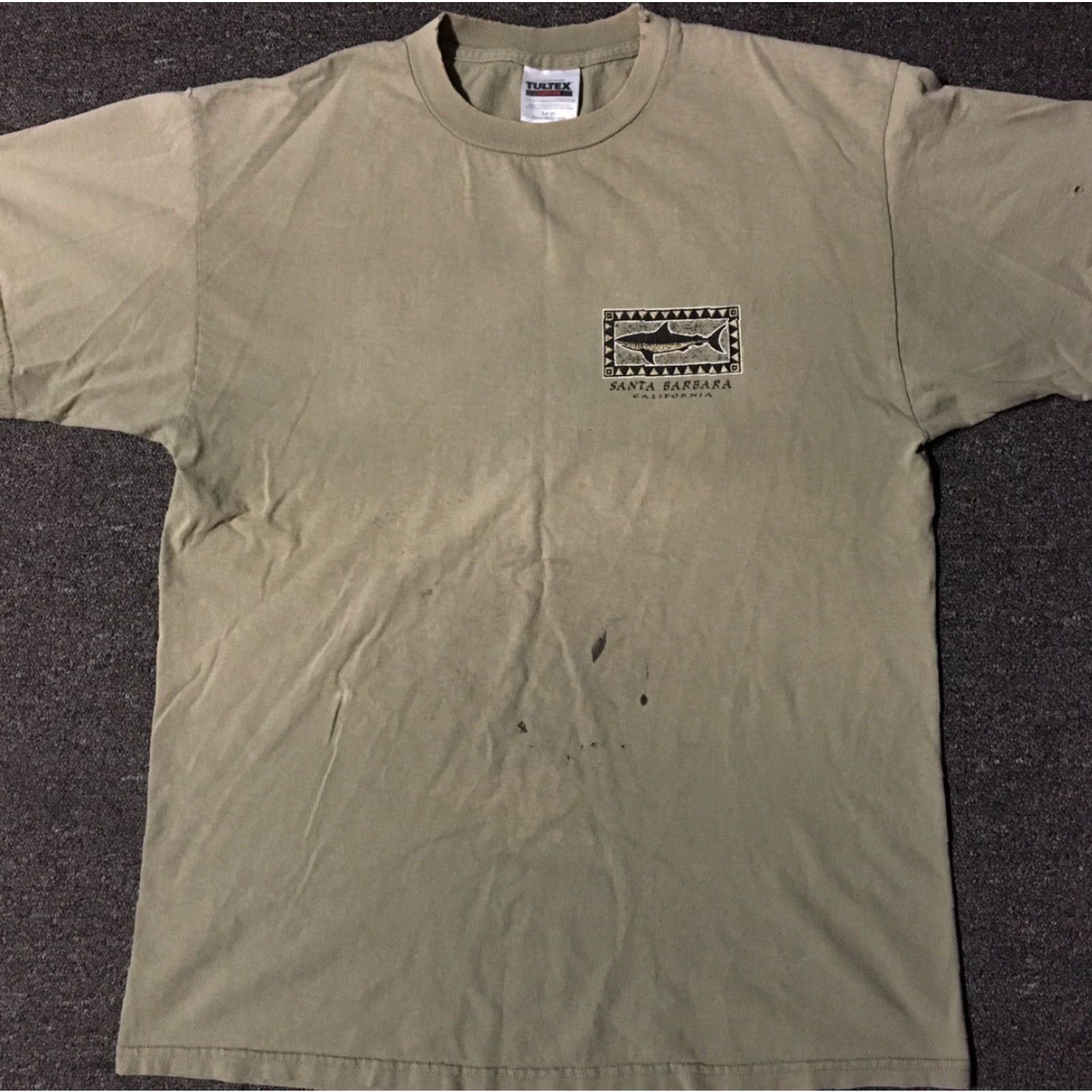 Tultex VINTAGE 90s Santa Barbara California faded distressed shirt L Tultex T-Shirt Men Short Sleeve Beige/Beige Biege? (Oops) Size US L / EU 52-54 / 3 - 2 Thumbnail