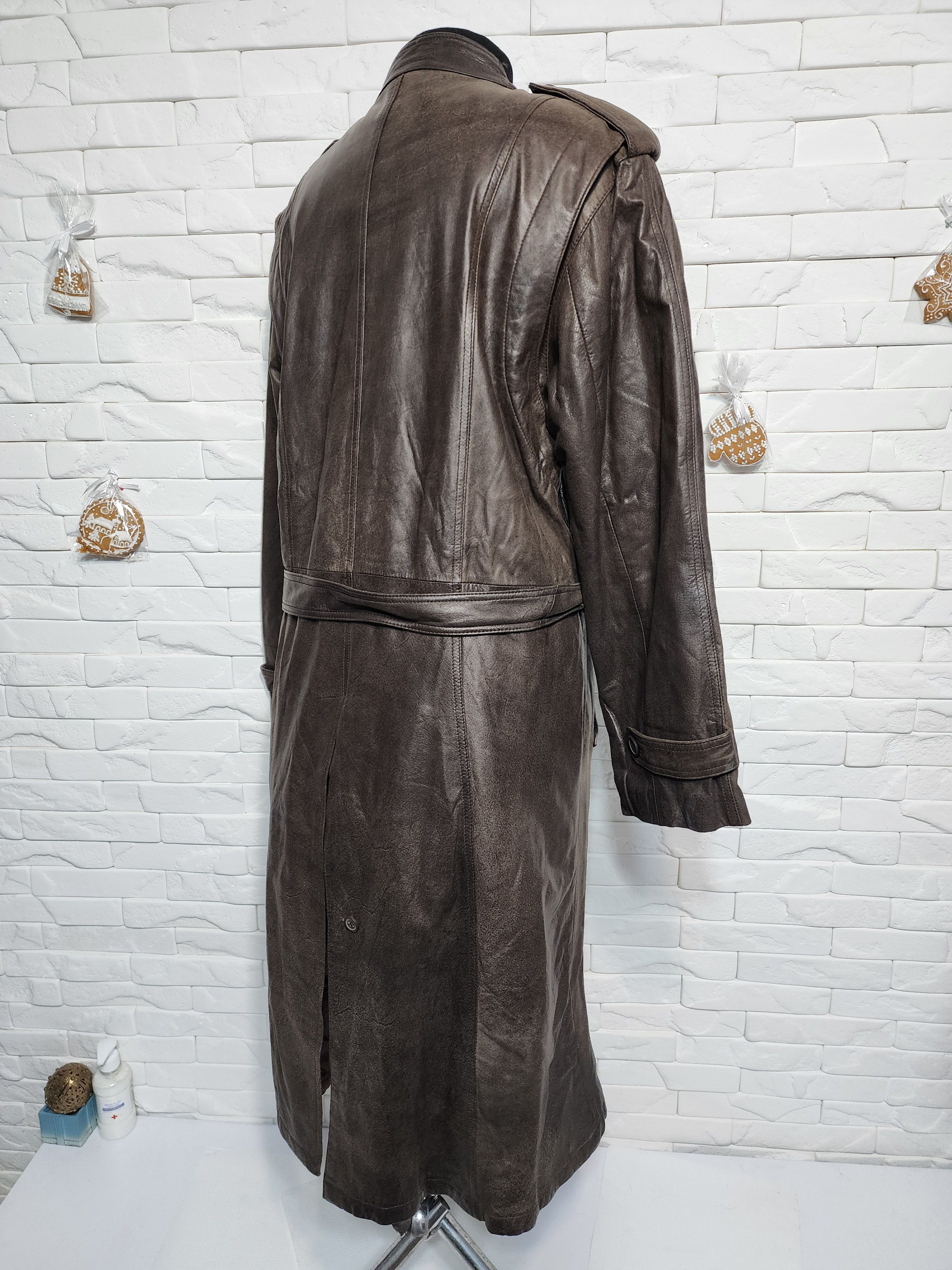Uniqlo Brown Genuine Leather Men's Coat with Belt Size US L / EU 52-54 / 3 - 5 Thumbnail