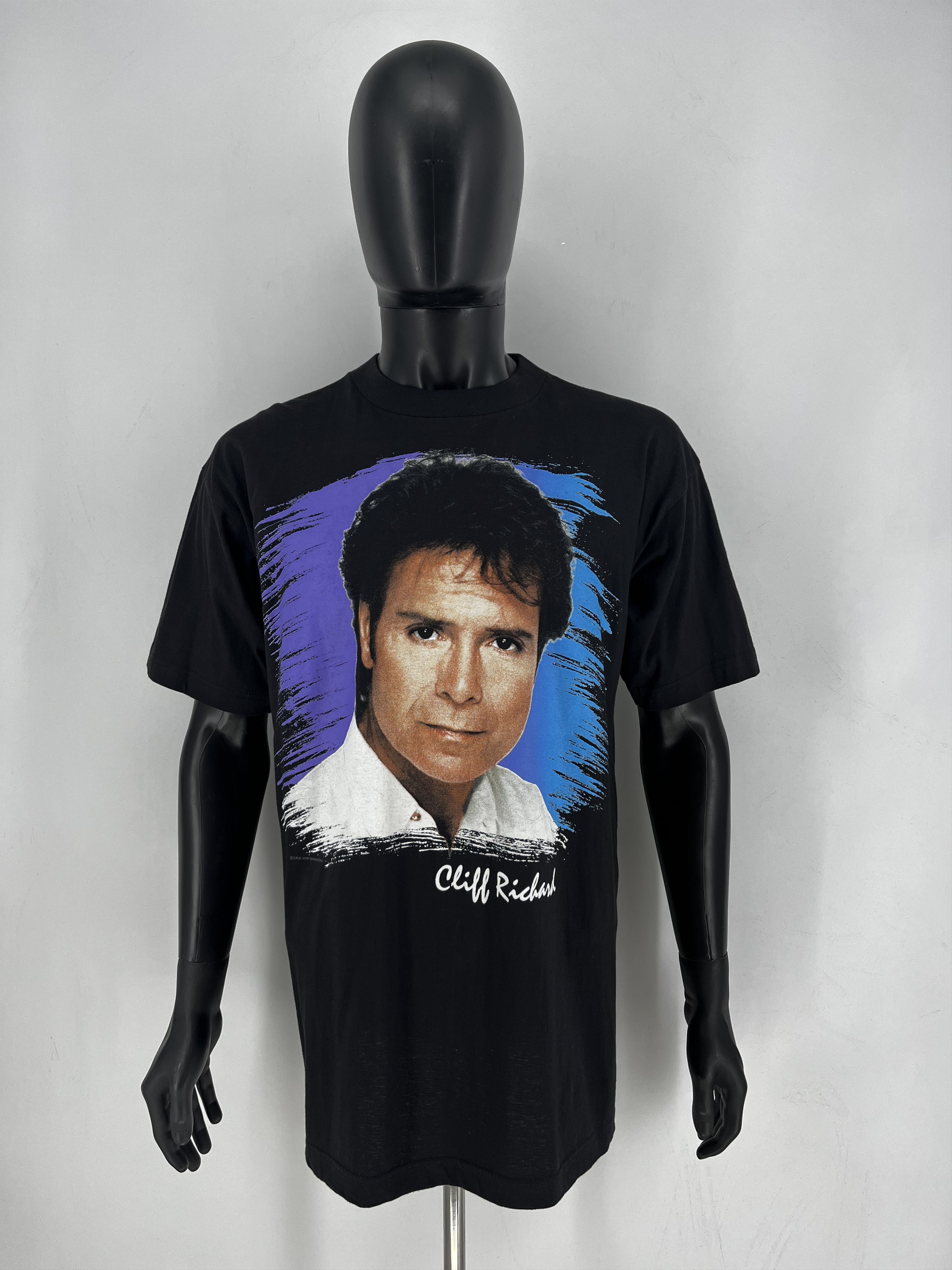 Band Tees Cliff Richard Tour 1994 Hit List Graphic Print Black Mens Size US L / EU 52-54 / 3 - 1 Thumbnail