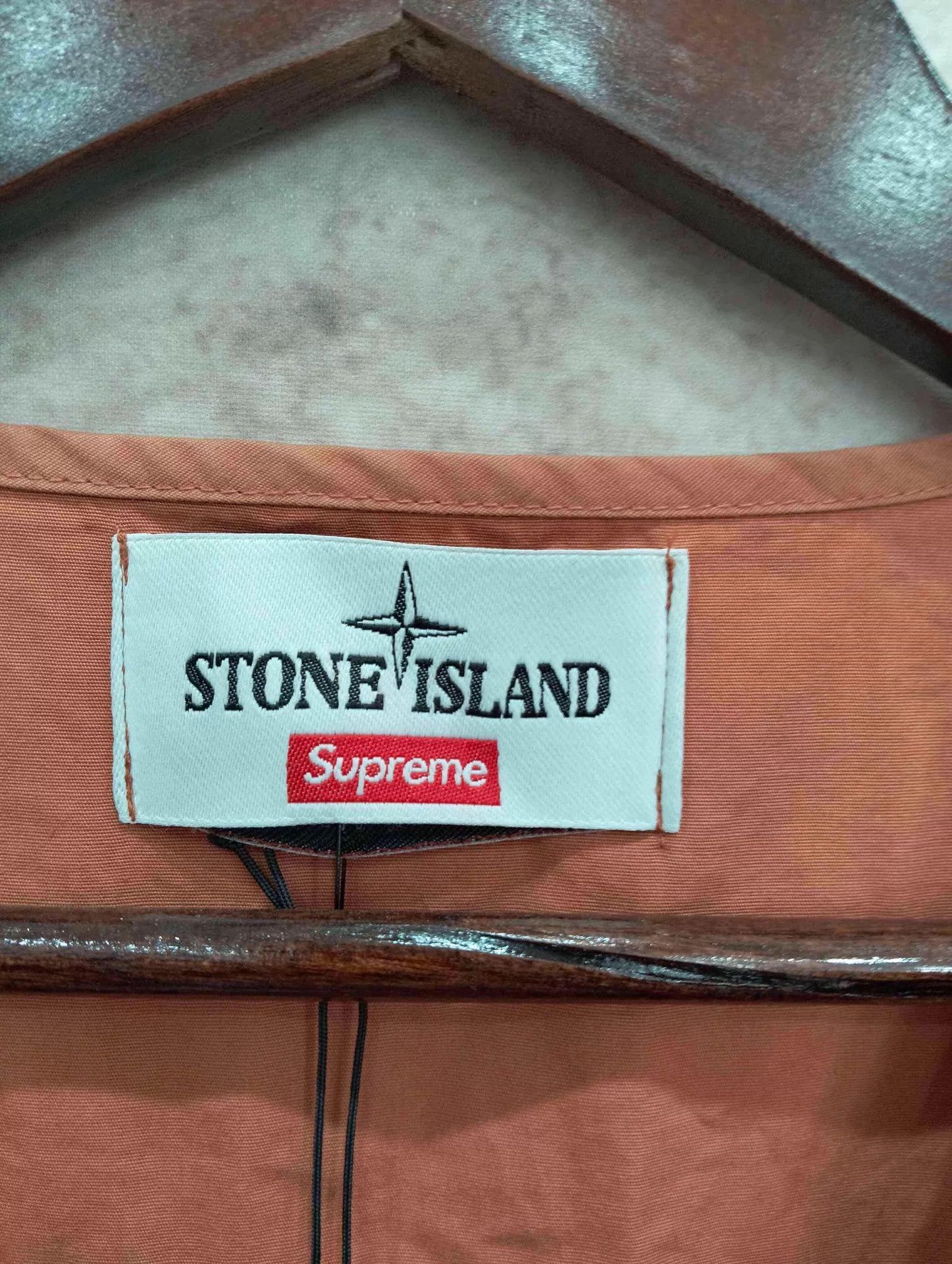 Stone Island STONE ISLAND SS19 Solid V-neck Multi-Pocket Vest L Size US L / EU 52-54 / 3 - 3 Thumbnail