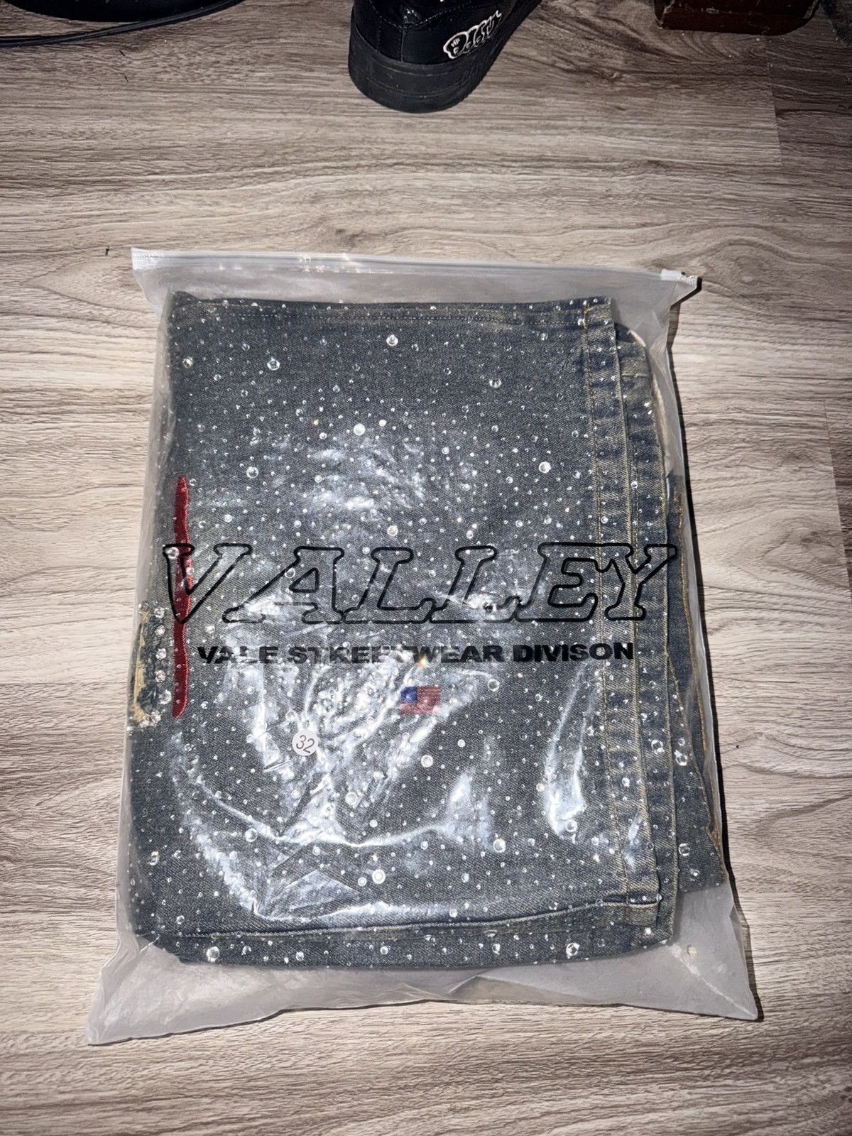 Vale VALE VVS RHINESTONE PANTS Size US 32 / EU 48 - 4 Thumbnail