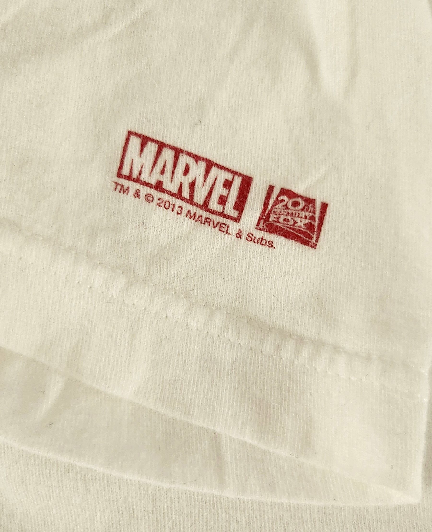 Tultex Marvel 2013 Hugh Jackman Wolverine X-Men San Diego Comic Con Size US M / EU 48-50 / 2 - 5 Thumbnail