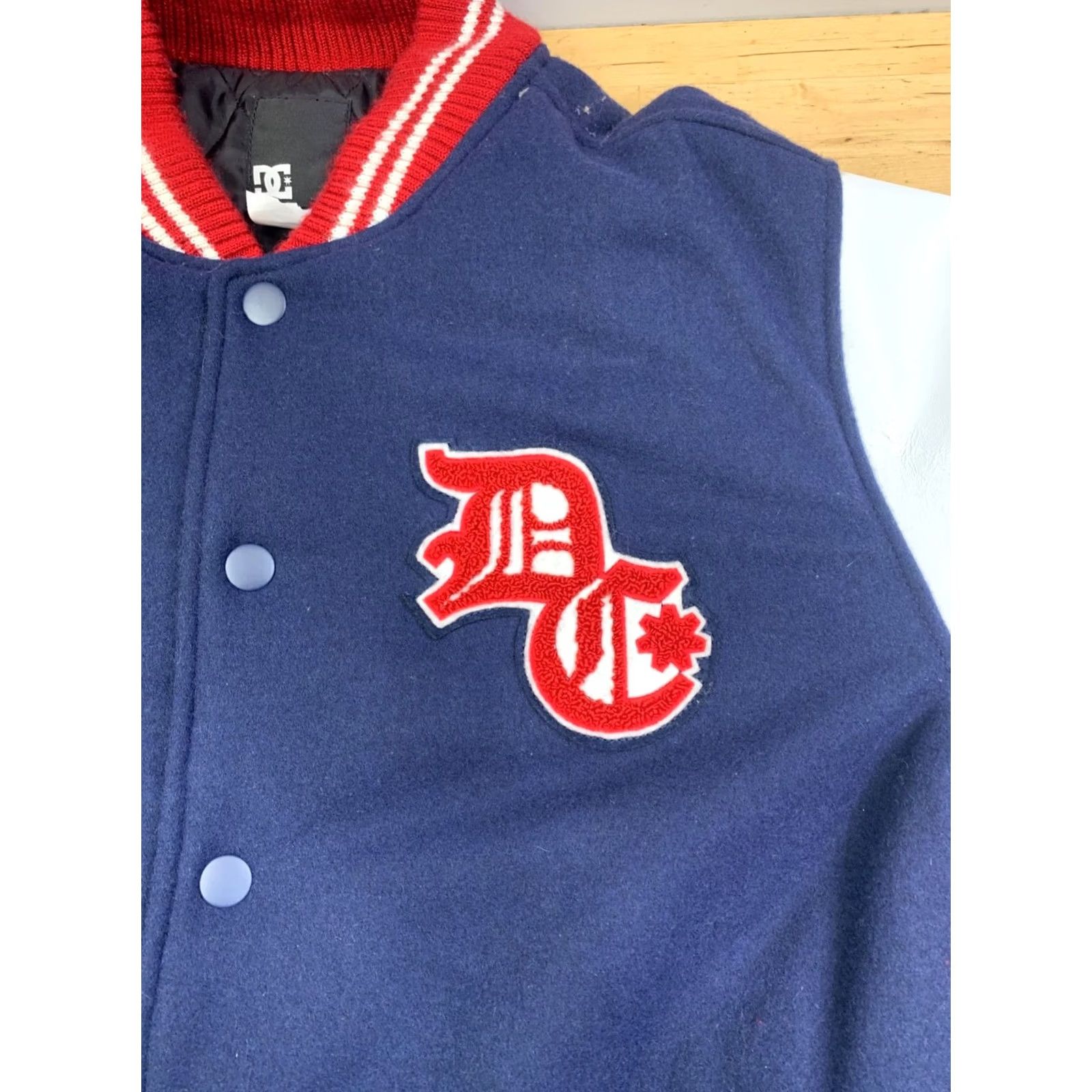 Vintage DC Shoes Varsity Jacket Men L Lined Button Logo Skateboarding Winter Fall Blue Varsity Jacket Mens Lined Logo DC Shoes Size US L / EU 52-54 / 3 - 6 Thumbnail