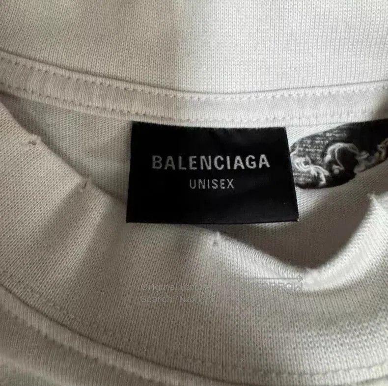 Balenciaga Balenciaga Mirror Distressed Short Sleeve Tee. Size US XS / EU 42 / 0 - 3 Thumbnail