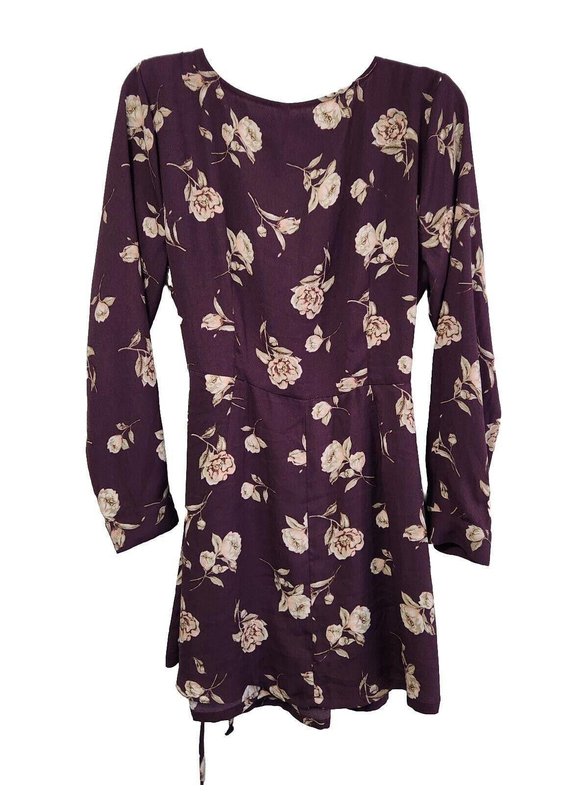 Designer Xhilaration Wrap Dress Large Purple Floral Short Long sleeve Size L / US 10 / IT 46 - 4 Thumbnail