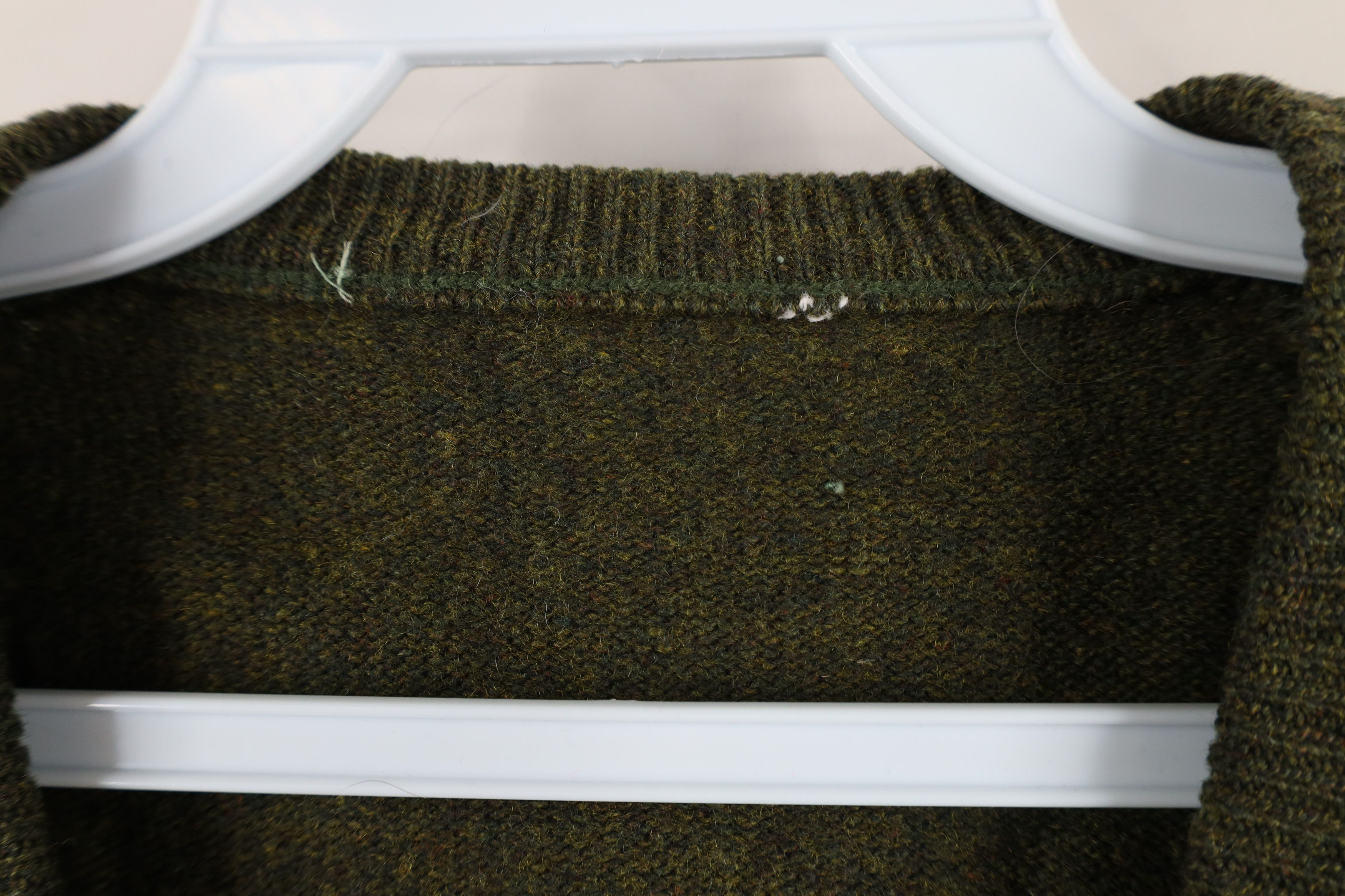 Vintage Vintage 90s Streetwear Wool Blend Knit Sweater Vest Green Size US L / EU 52-54 / 3 - 5 Thumbnail