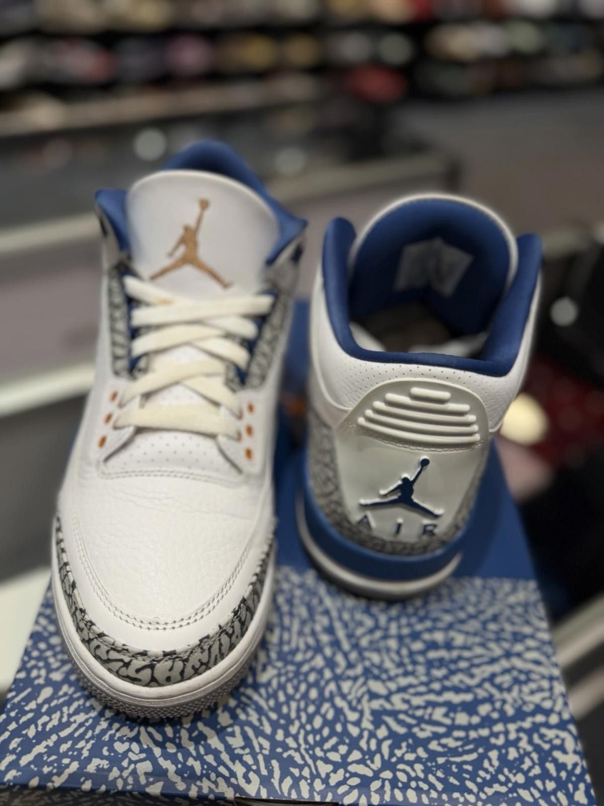 Jordan Brand Jordan 3 Retro Washington Wizards Size 9.5 Pre-Owned Blue Size US 9.5 / EU 42-43 - 6 Thumbnail