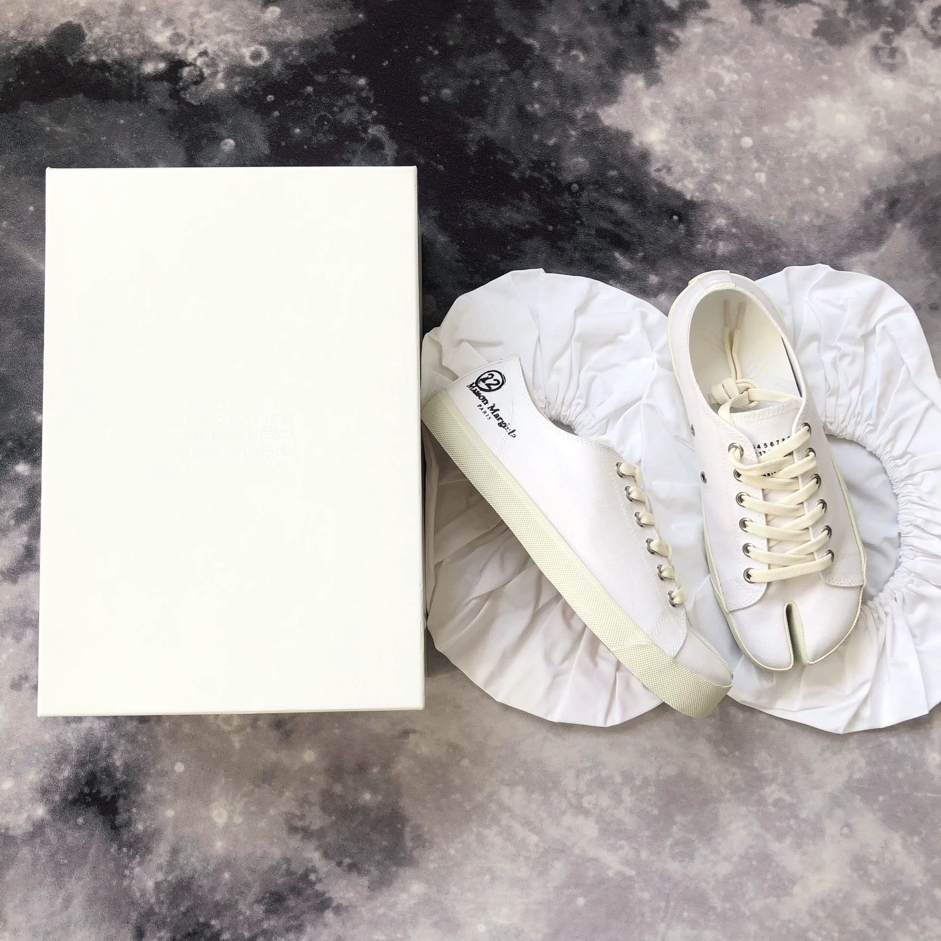Maison Margiela Tabi Canvas Men's Shoes