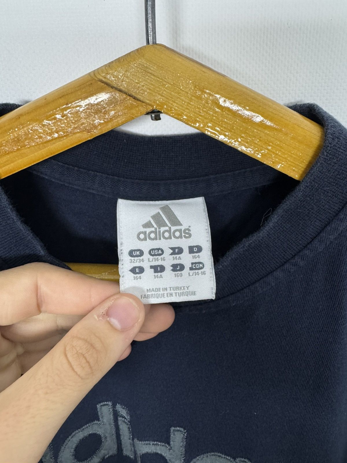 Adidas Vintage Adidas Big Logo T-Shirt 90’s Size US S / EU 44-46 / 1 - 8 Thumbnail