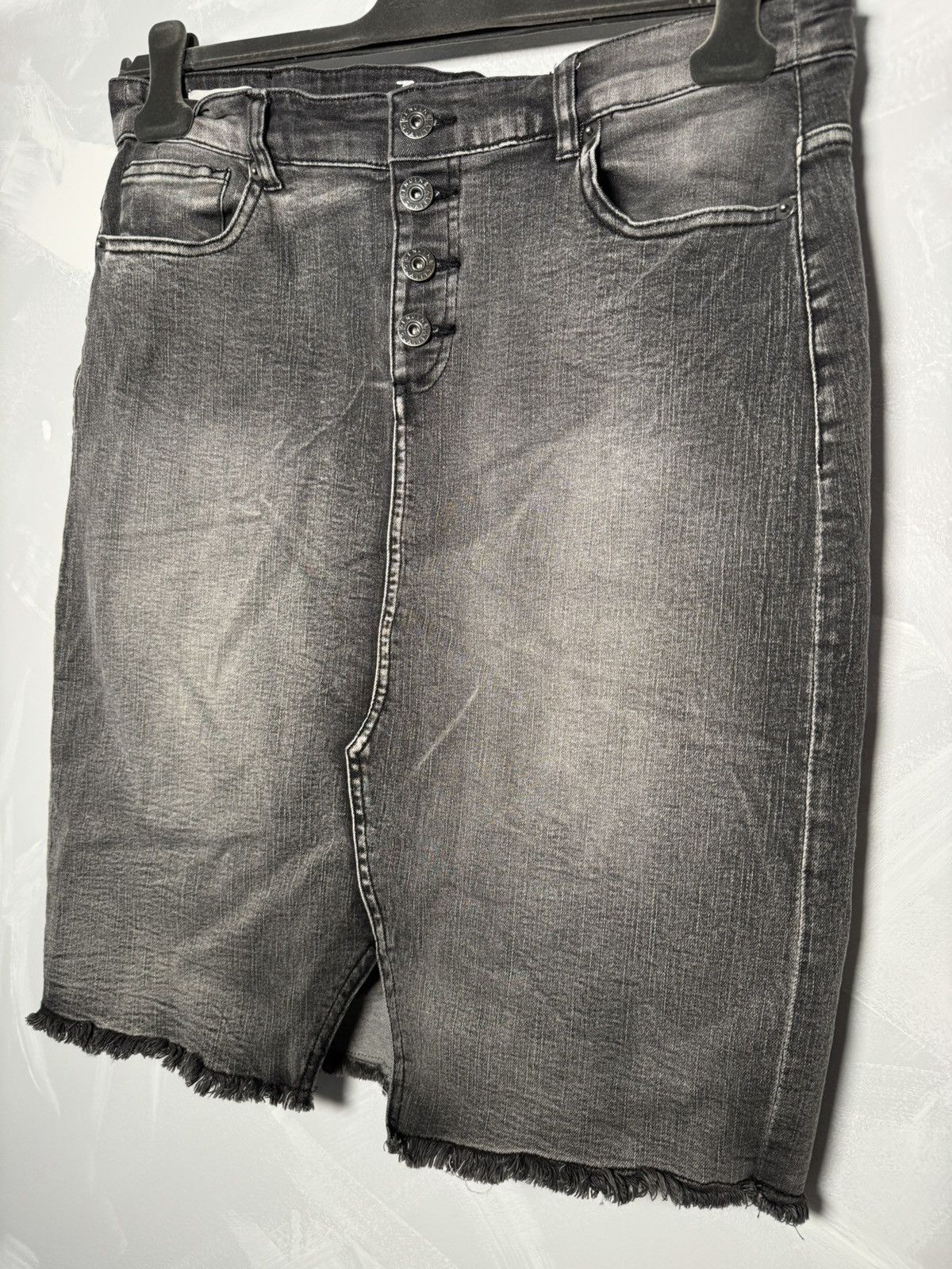 Japanese Brand Jeaniologic Charcoal Avant Garde Button Up Distressed Skirt Size 32" / US 10 / IT 46 - 2 Thumbnail