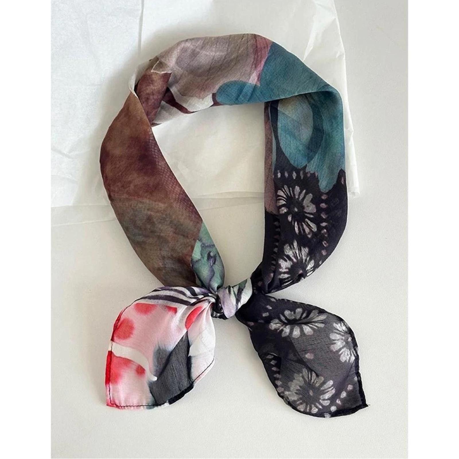 Japanese Brand Vintage Style Floral Patchwork Bandana Headscarf Size ONE SIZE - 7 Thumbnail
