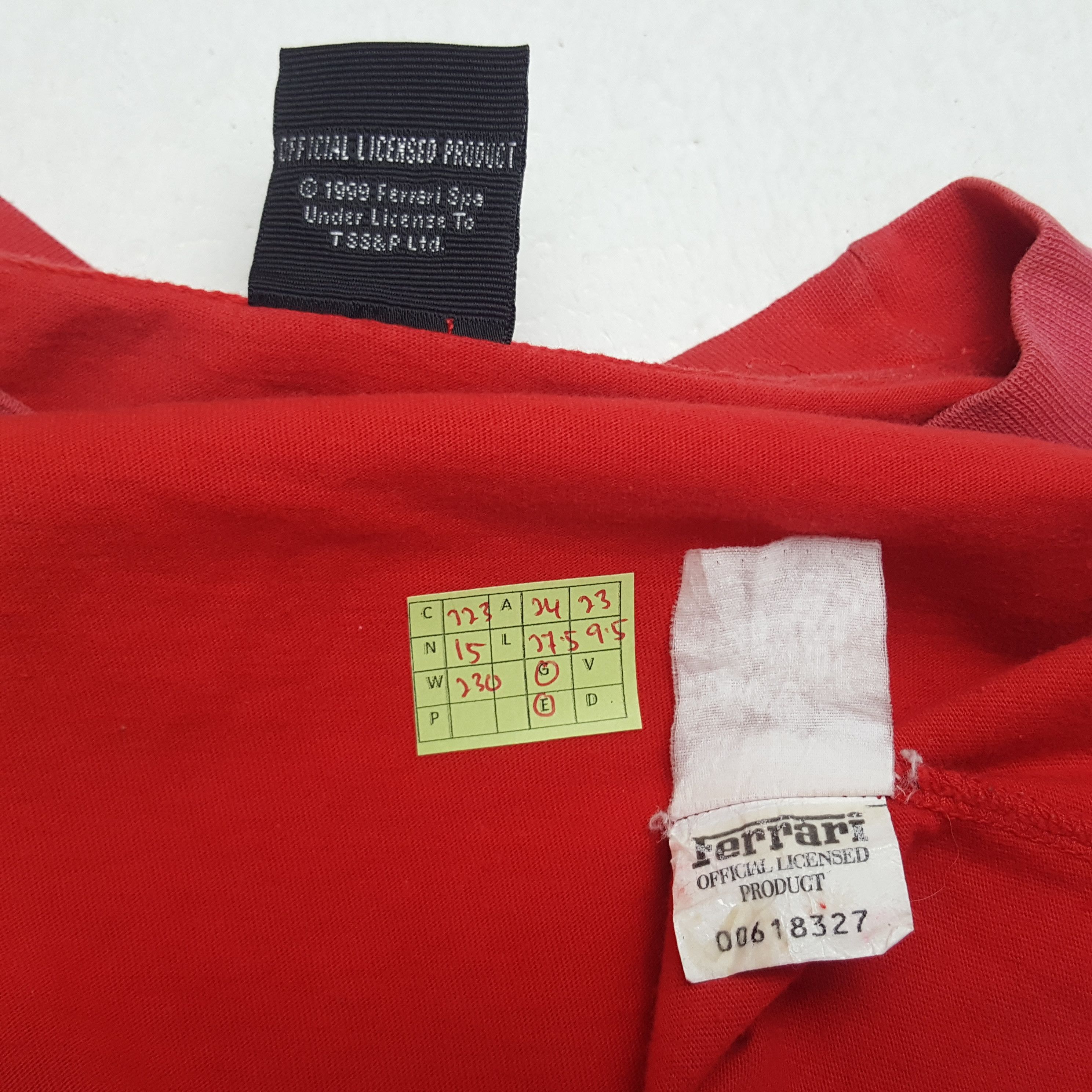 Ferrari × Vintage Vintage Ferrari Formula One Racing Team Tshirt Size US L / EU 52-54 / 3 - 6 Thumbnail