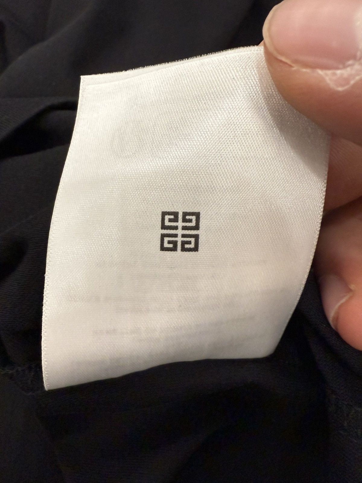 Givenchy Givenchy Script Logo Shirt Size US M / EU 48-50 / 2 - 10 Thumbnail