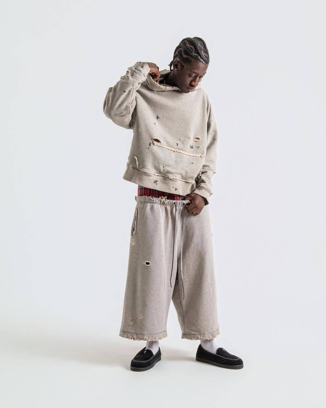 Other UNDS heather grey sweatshort capris Size US 32 / EU 48 - 3 Thumbnail