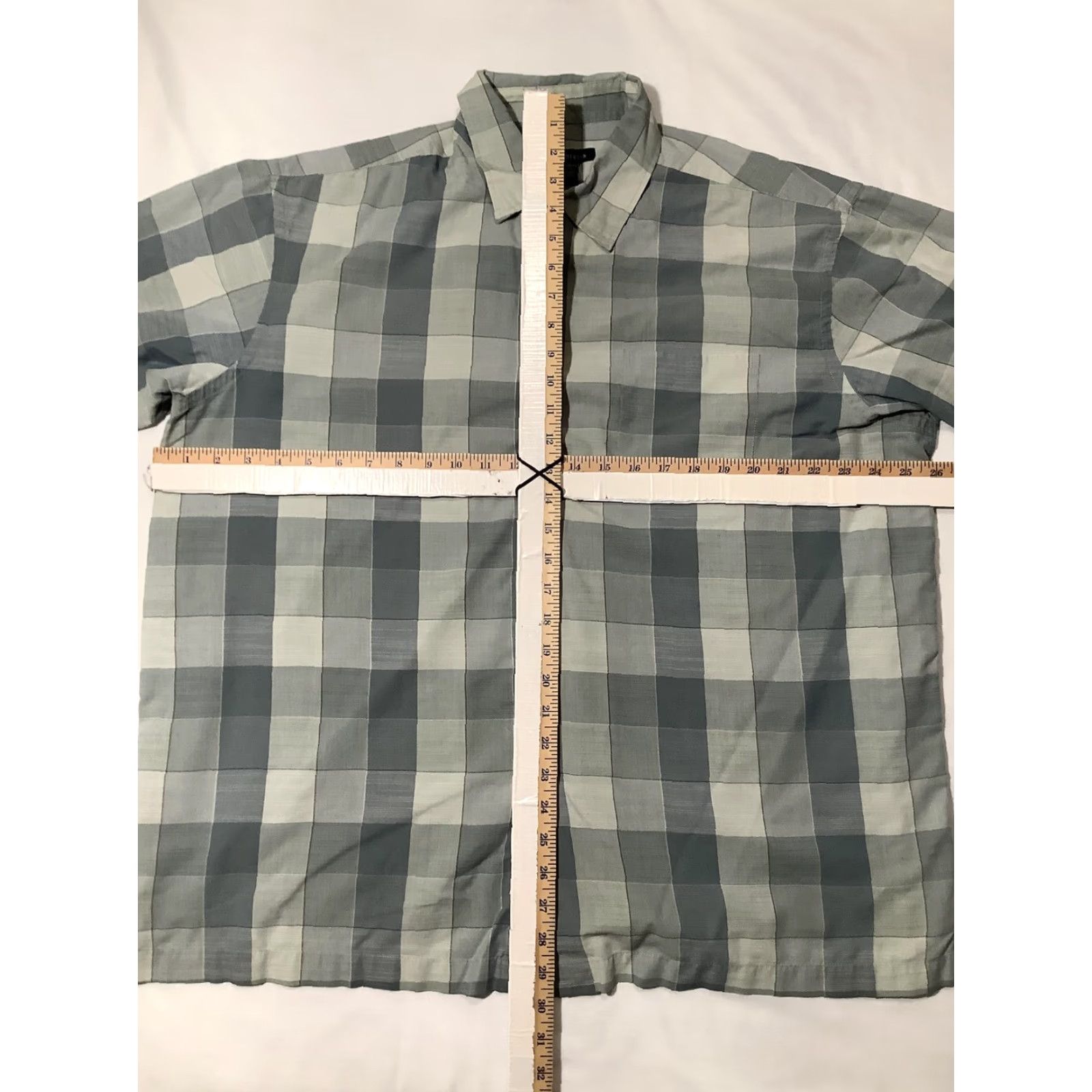 Van Heusen Van Heusen Mens XL Green Plaid Short Sleeve Button-Up Casual Shirt User: Van Heusen Mens XL Green Plaid Short Sleeve Button-Up Casual Shirt Size US XL / EU 56 / 4 - 7 Thumbnail