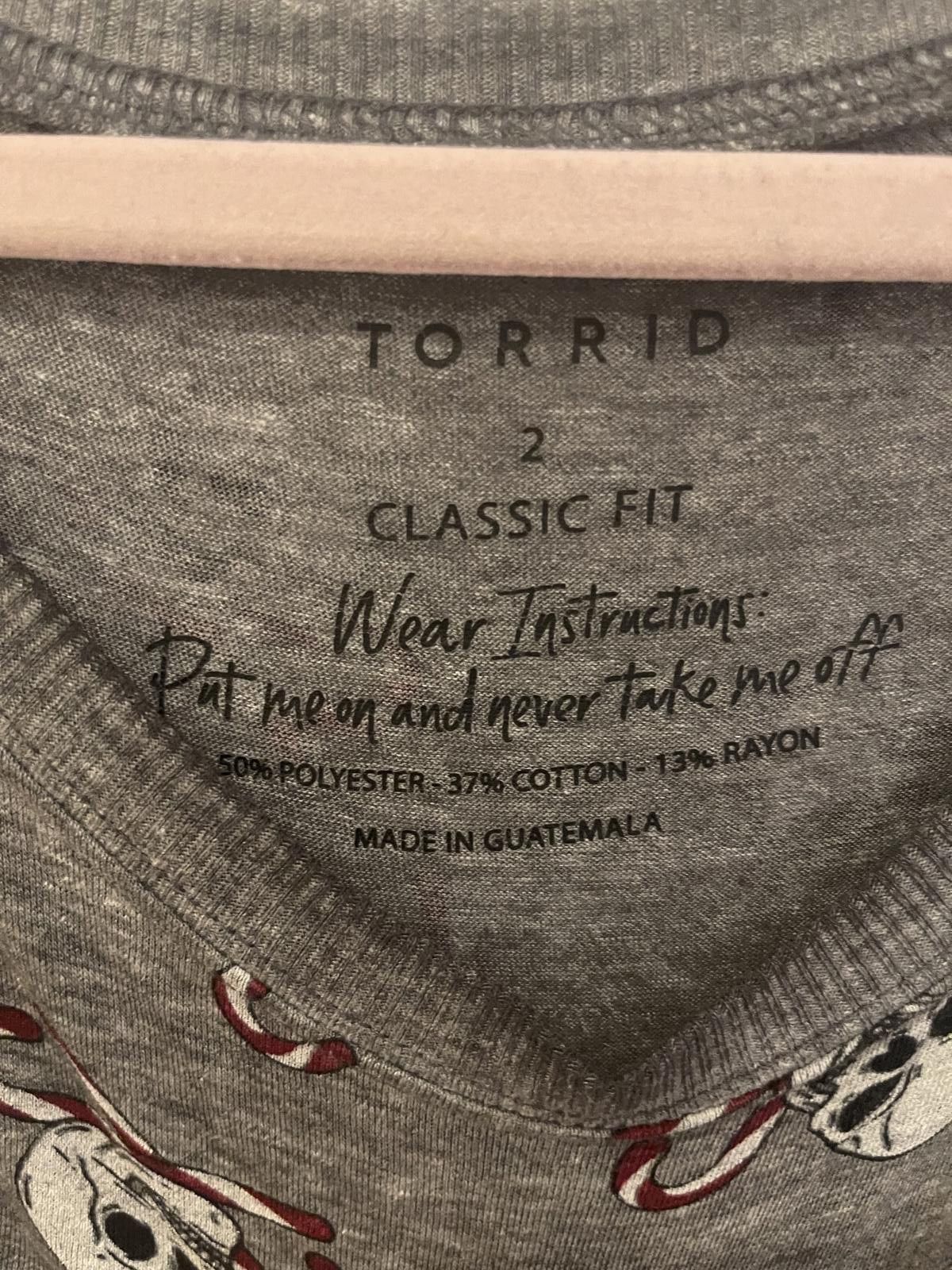 Torrid Torrid Skull & Candycane T-shirt Size XS / US 0-2 / IT 36-38 - 2 Thumbnail
