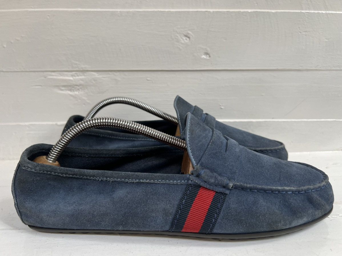 Gucci Men's Gucci Blue Suede Web Accent Loafers Size US 9 / EU 42 - 6 Thumbnail