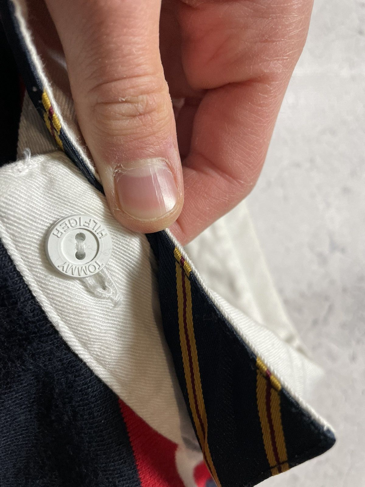 Tommy Hilfiger × Vintage Vintage Tommy Hilfiger Y2K Striped Rugby Sweatshirt Size US L / EU 52-54 / 3 - 6 Thumbnail