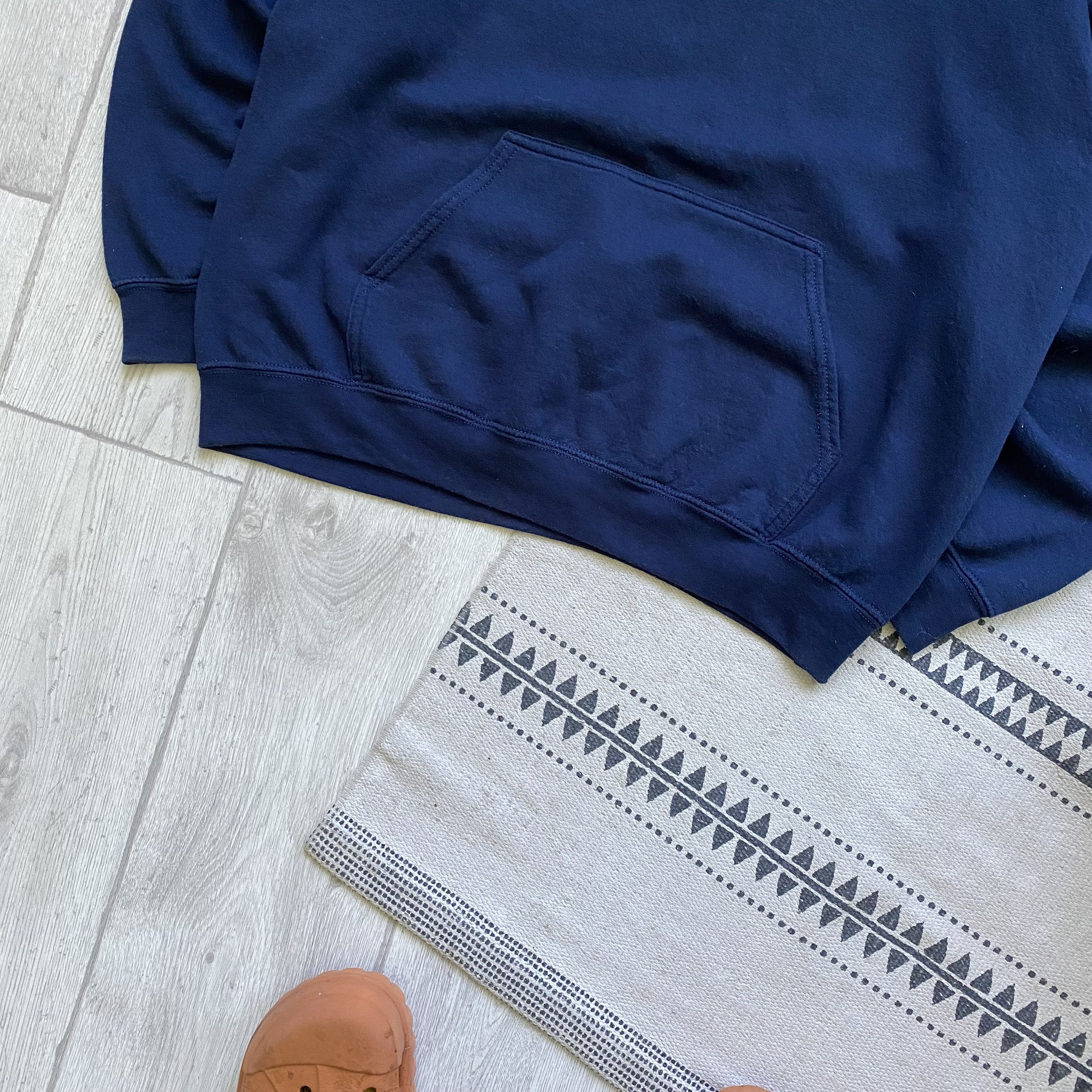 Gildan 🫐 Vintage 00s Hanes style Blank hoodie Gildan Kanye Vibe Size US L / EU 52-54 / 3 - 4 Thumbnail