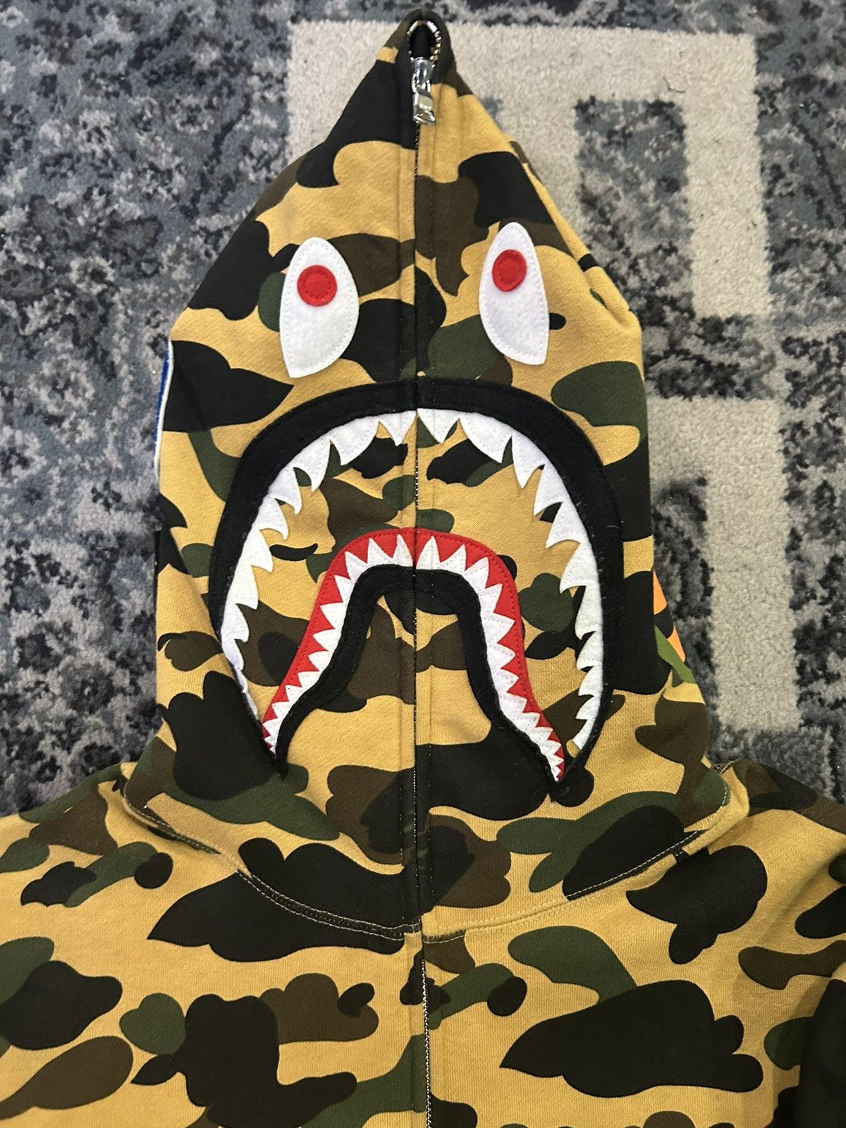 Bape Bape 1st Camo Shark Full Zip Hoodie Size US L / EU 52-54 / 3 - 2 Thumbnail