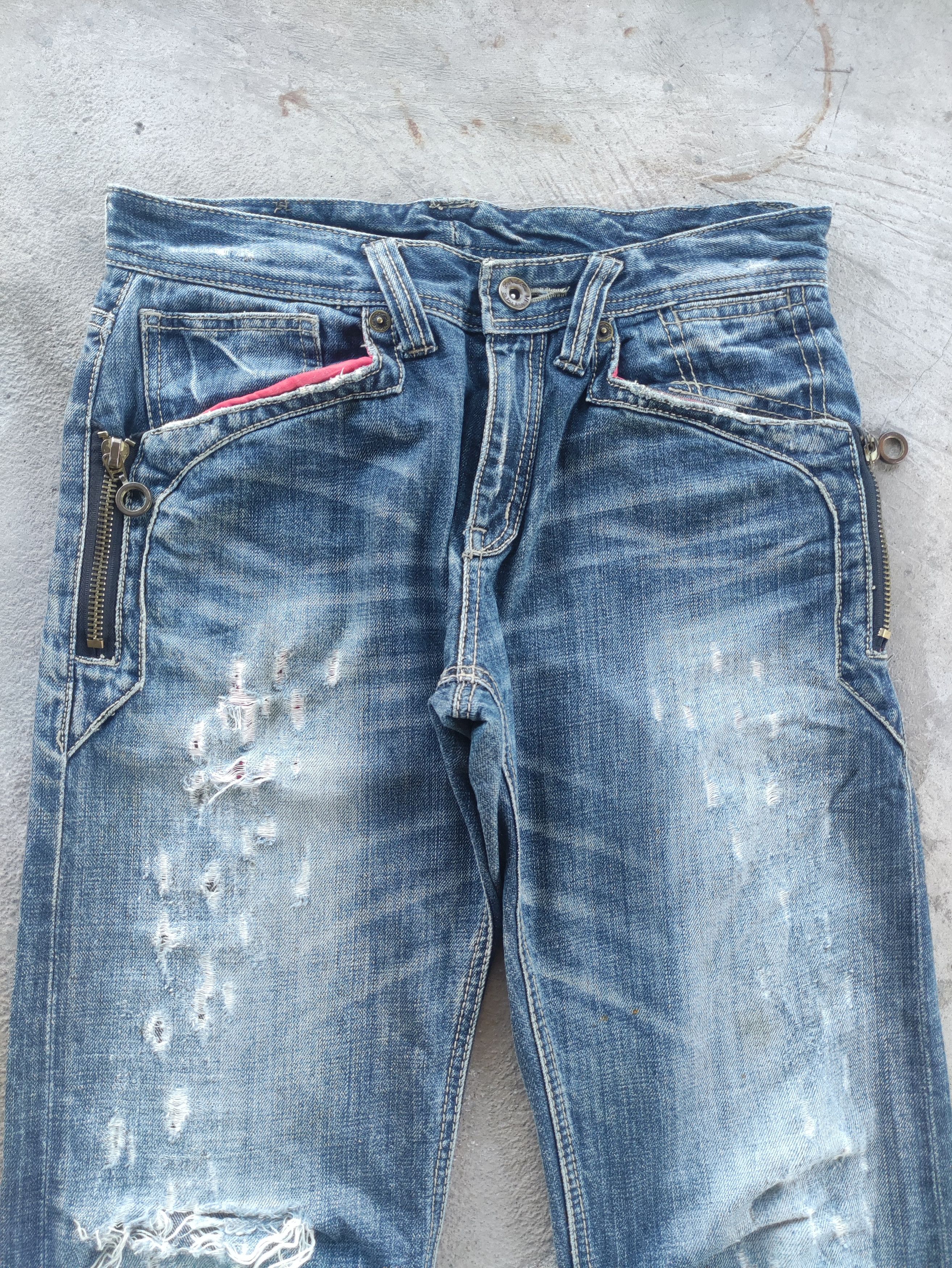 Japanese Brand Vintage Japanese Jean Distressed Faded Denim Size US 33 - 3 Thumbnail