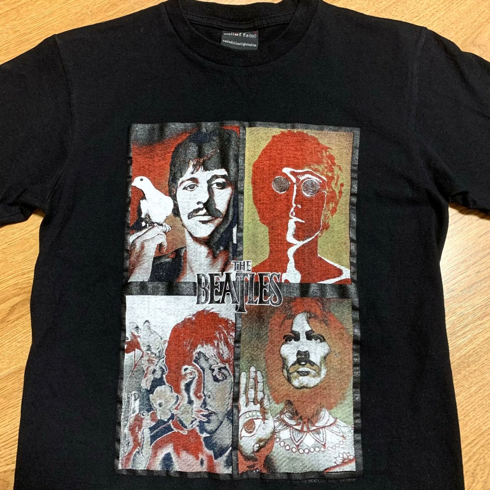 Walls Wall of fame The Beatles T-Shirt Vintage Crew Neck Short Sleeve Black S Mens Beach Shirt Size US S / EU 44-46 / 1 - 2 Thumbnail