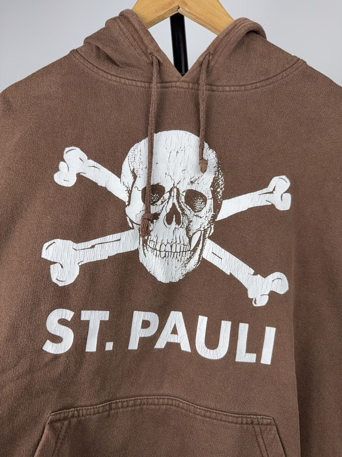 Vintage FC St Pauli Skull Hoodie Totenkopf Brown Pullover Streetwear Size US L / EU 52-54 / 3 - 2 Thumbnail