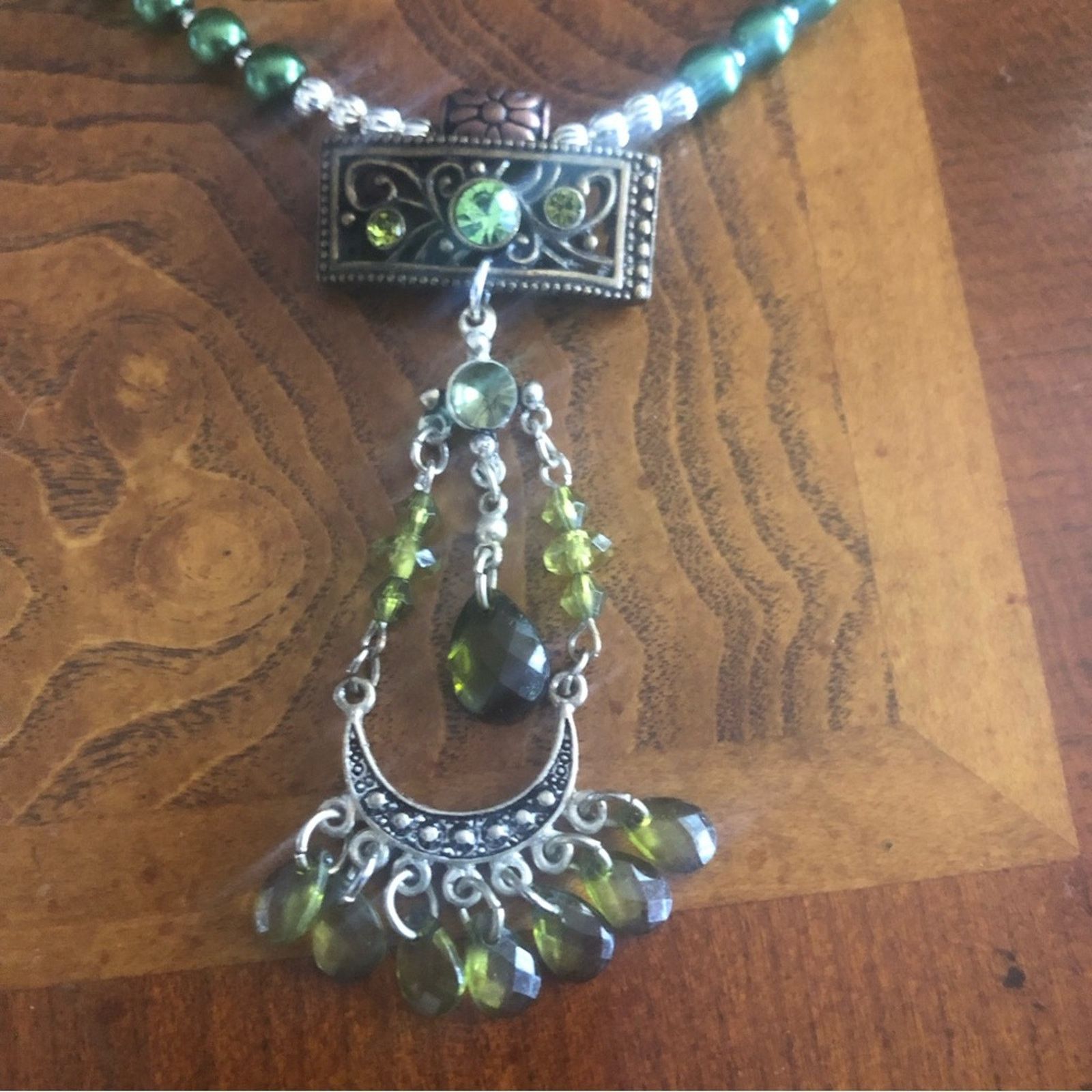 Handmade Handcrafted repurpose faceted peridot crystal Pearl necklac Size ONE SIZE - 9 Thumbnail