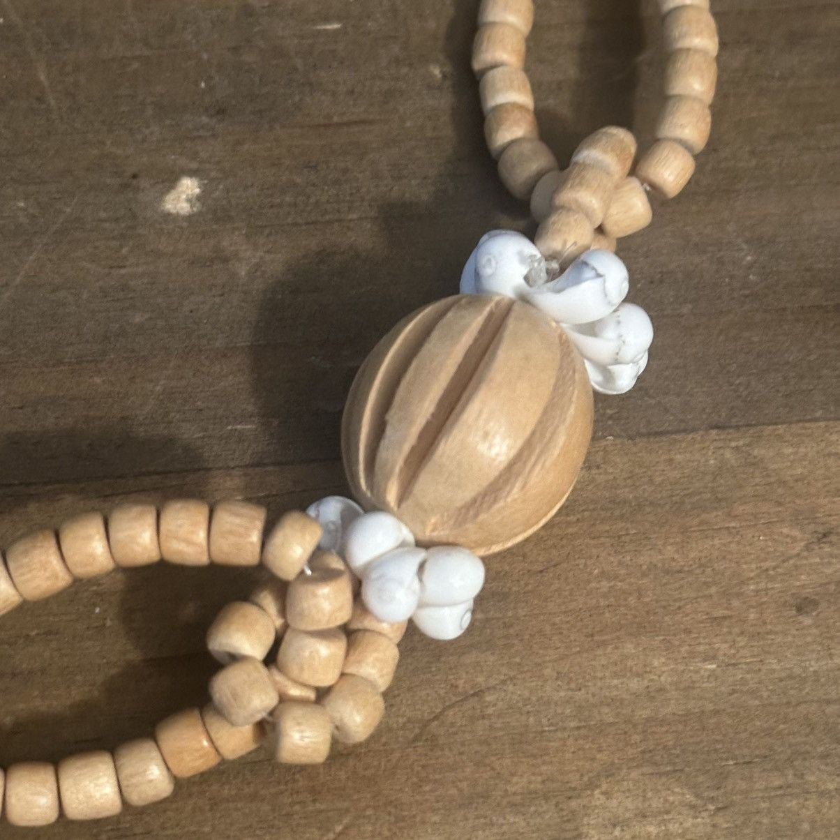 Other Chunky wooden bead and shells circle link necklace Size ONE SIZE - 4 Thumbnail